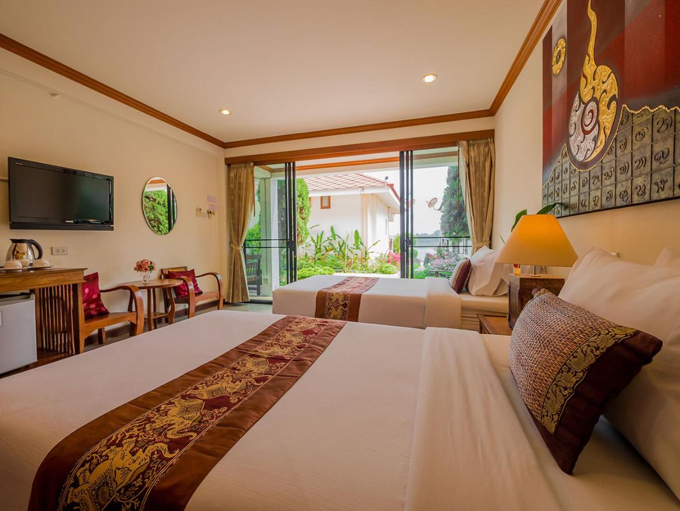Superior Twin Room photo 2