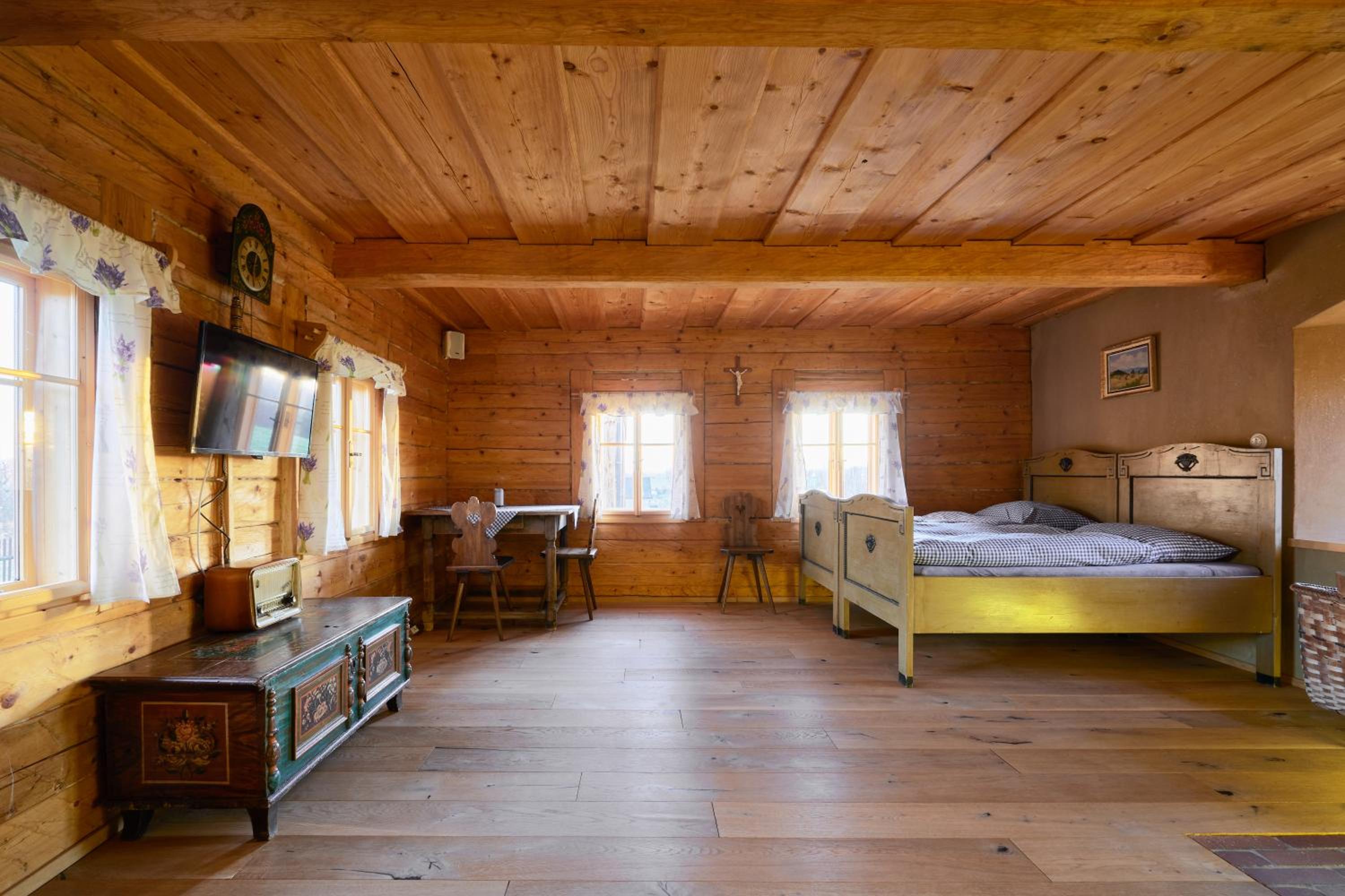 Three-Bedroom Vacation Home  photo 1