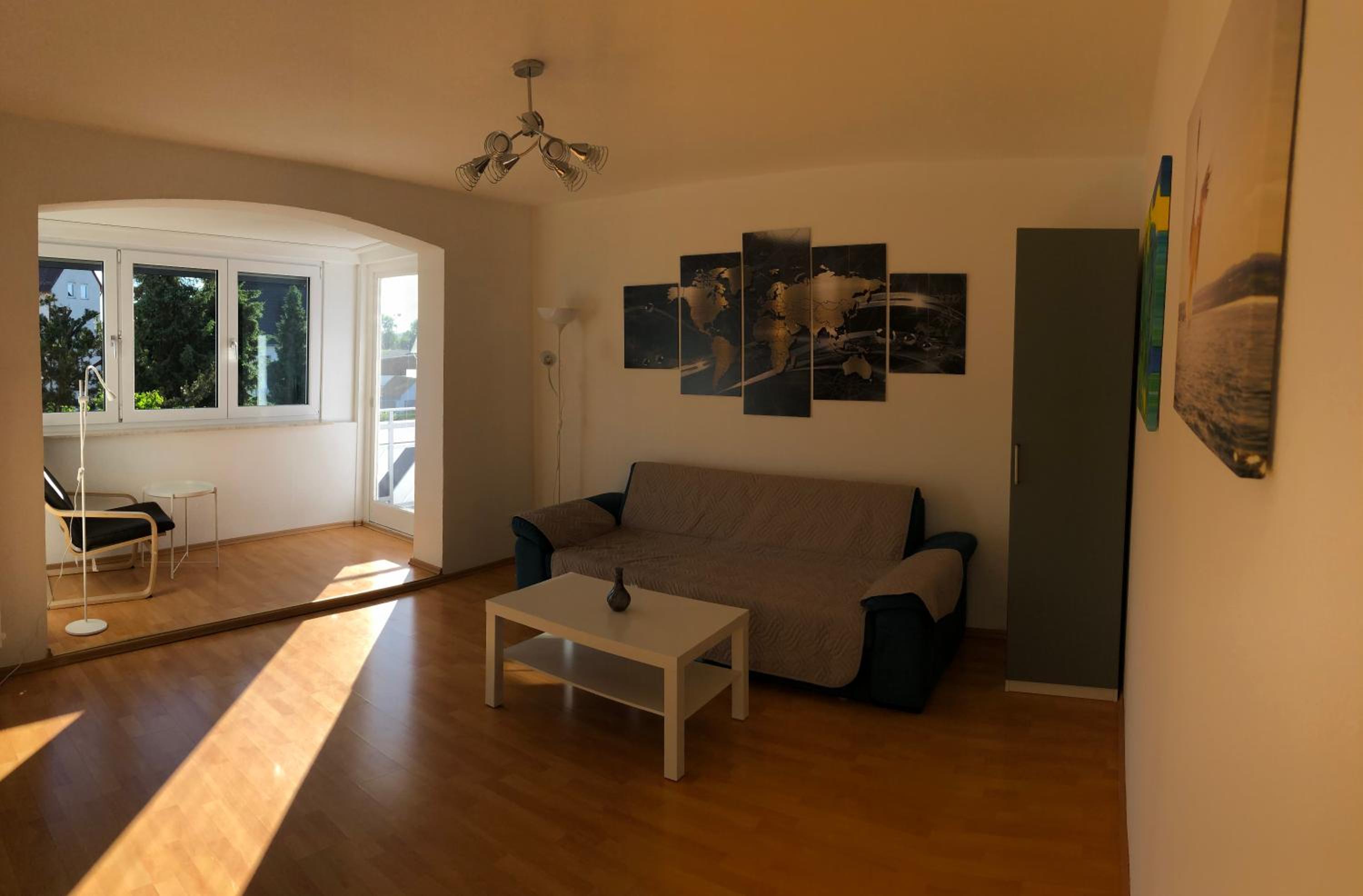 Apartment with Balcony - Photo 3