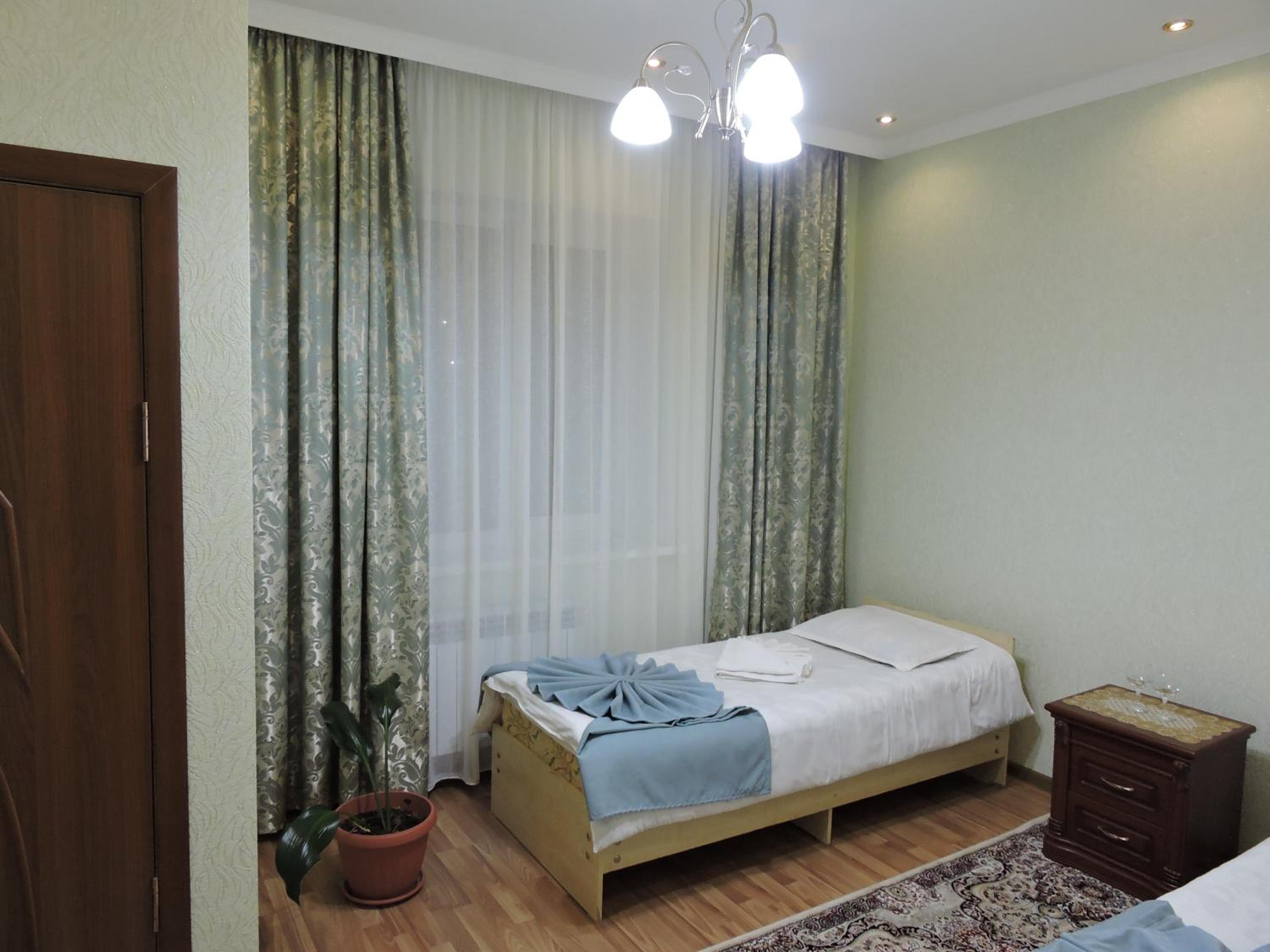 Budget Twin Room photo 2