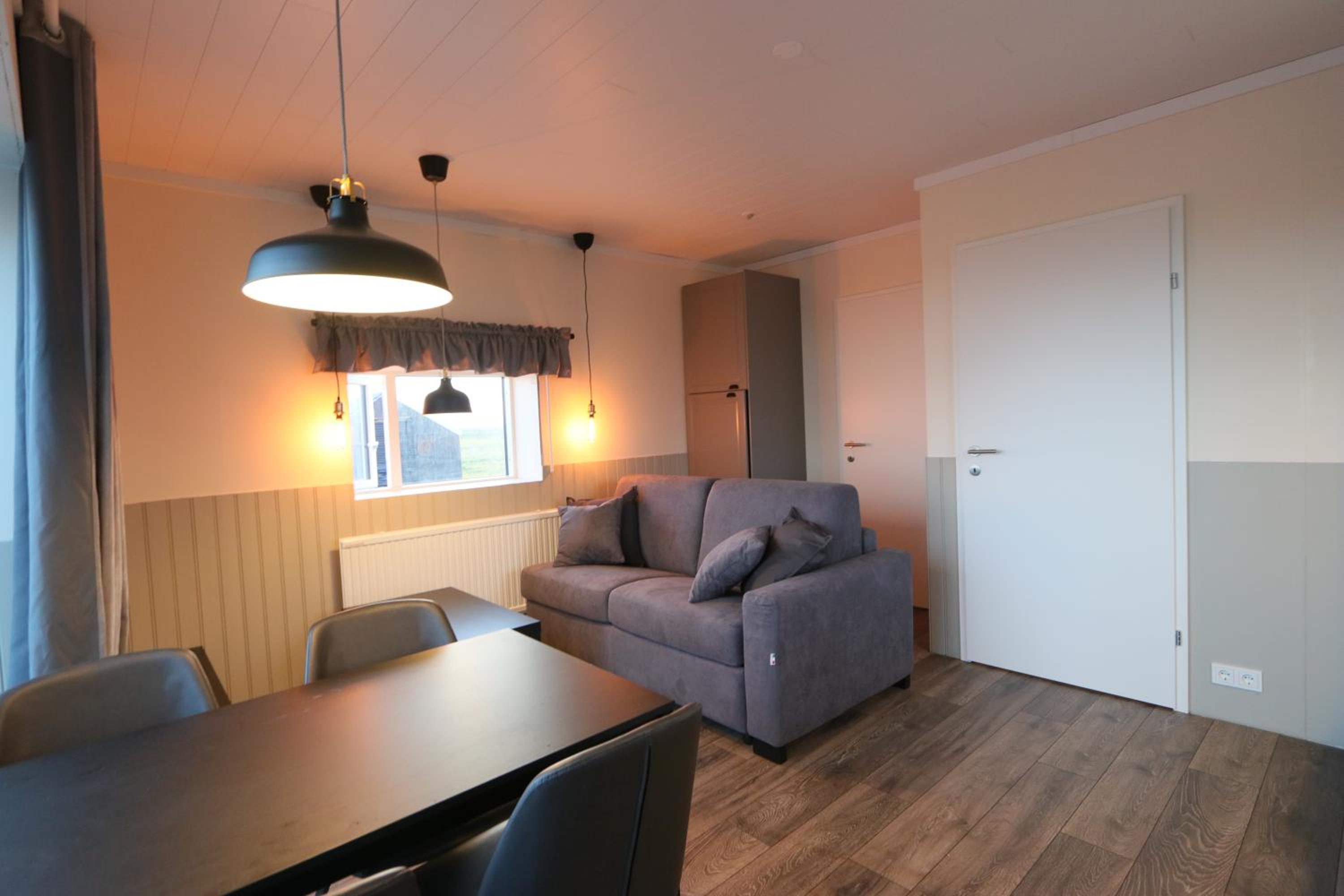 One-Bedroom House photo 2