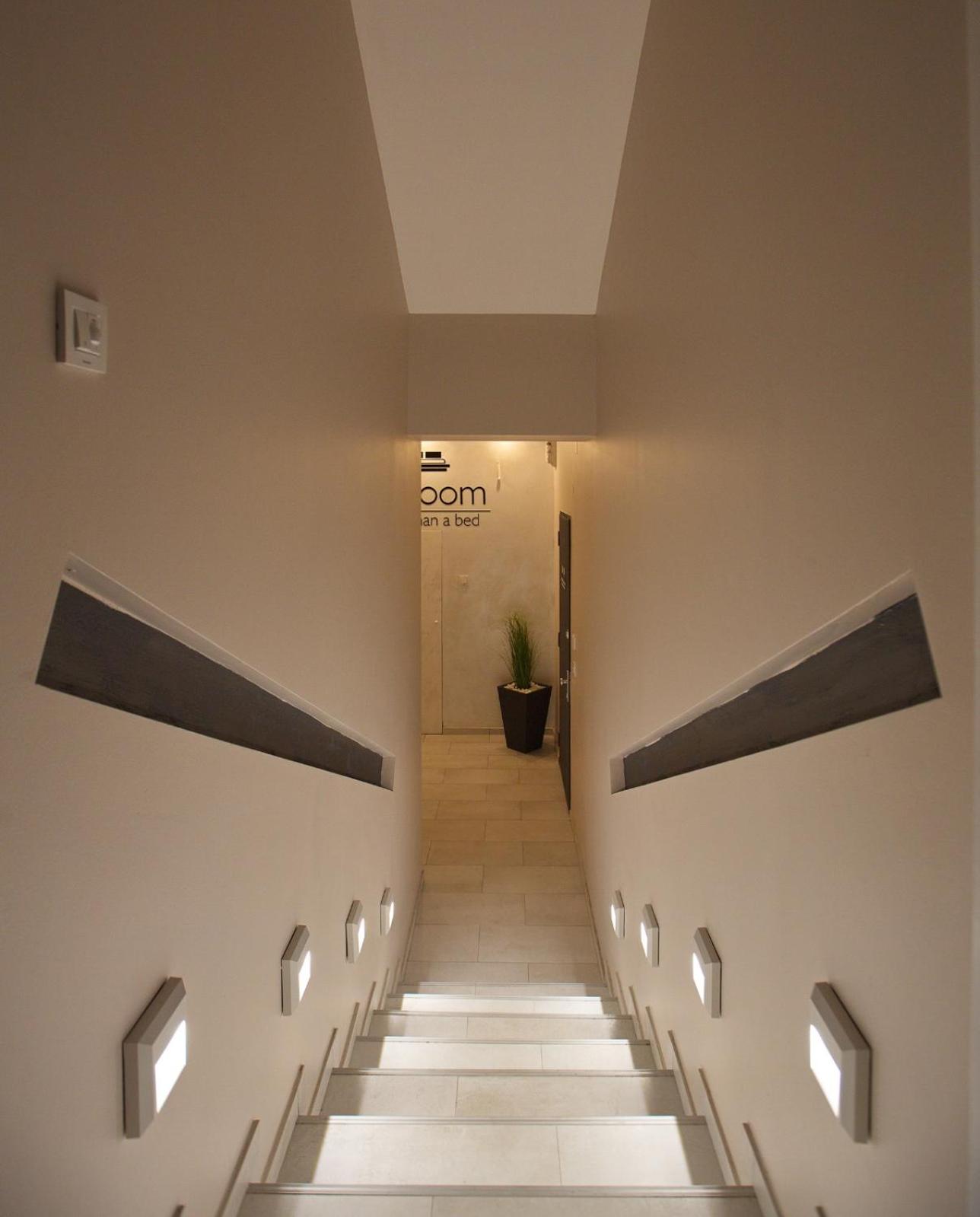 Deluxe Double Room with Bath - Photo 2