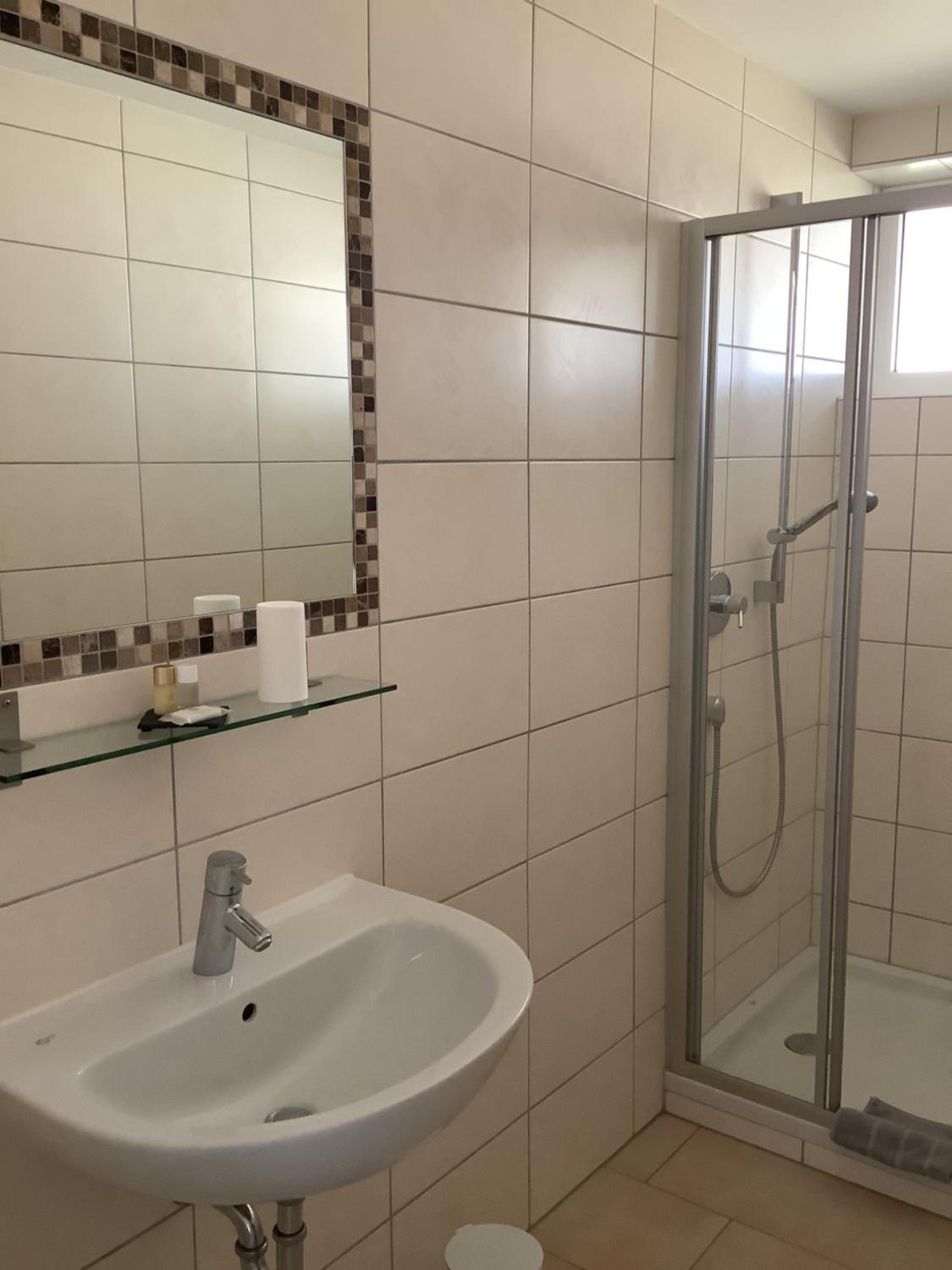 Single Room with Balcony photo 3