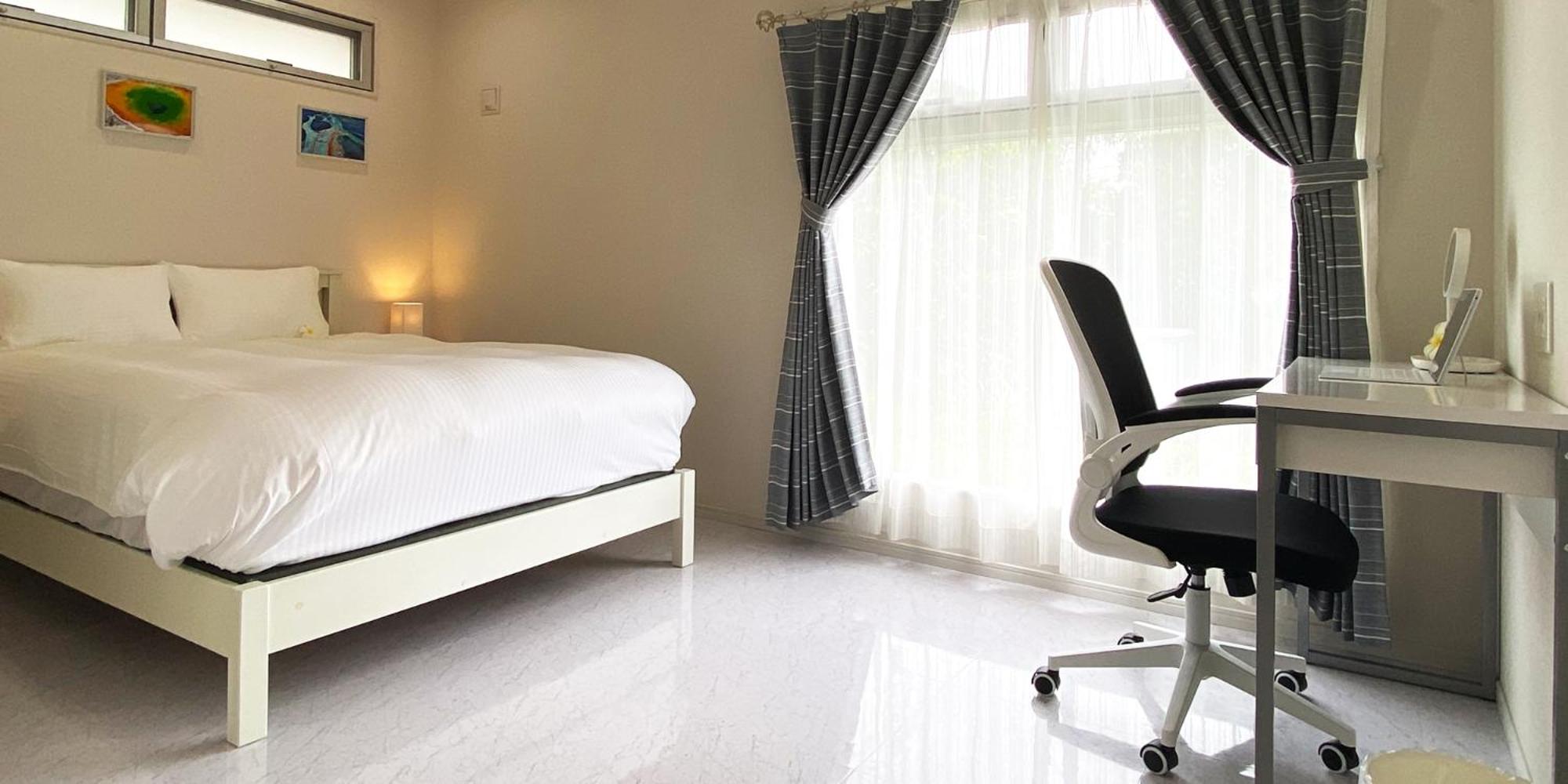 Deluxe Suite with Sea View 101 - Photo 21