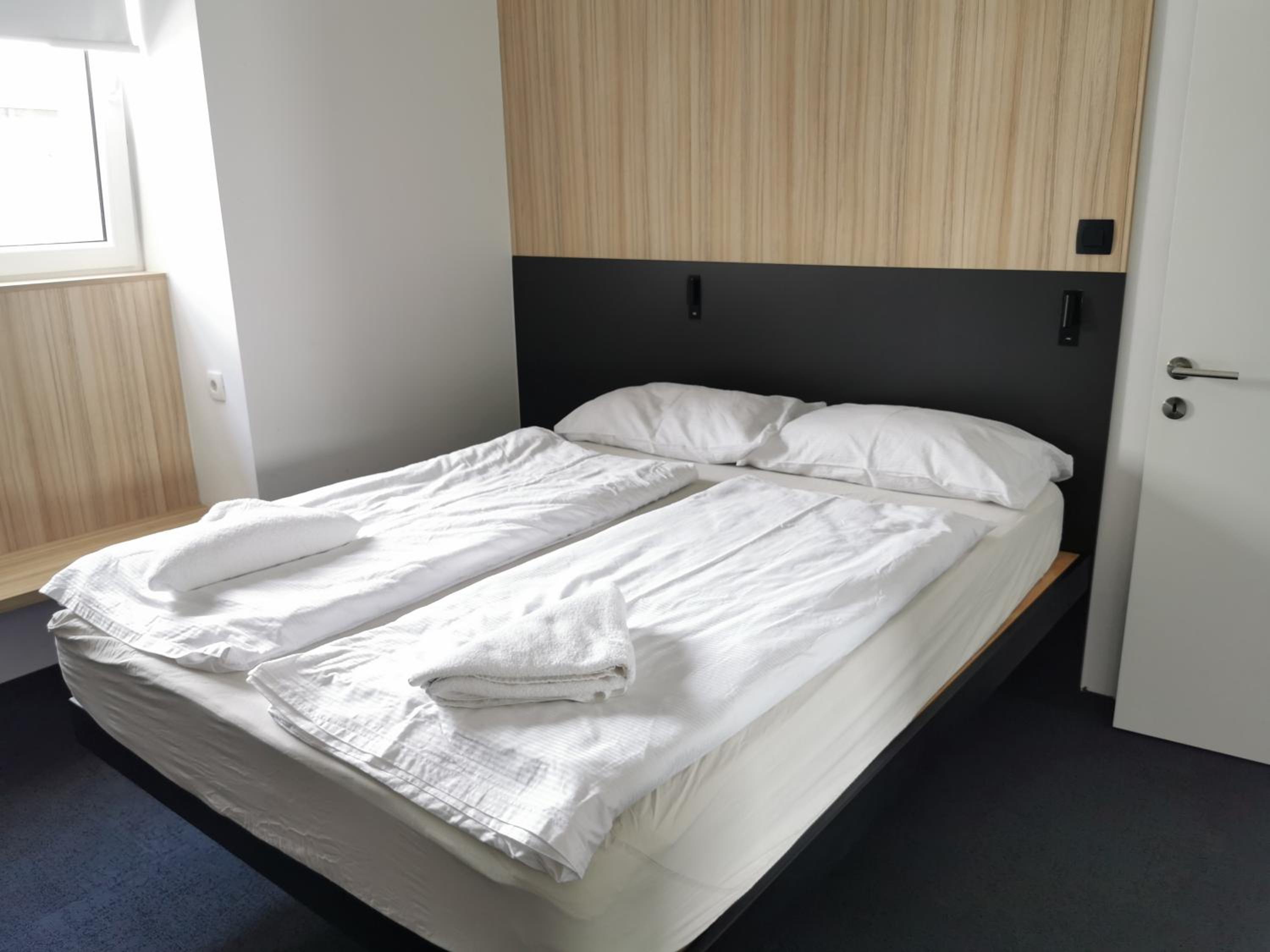 Double Room - Photo 4
