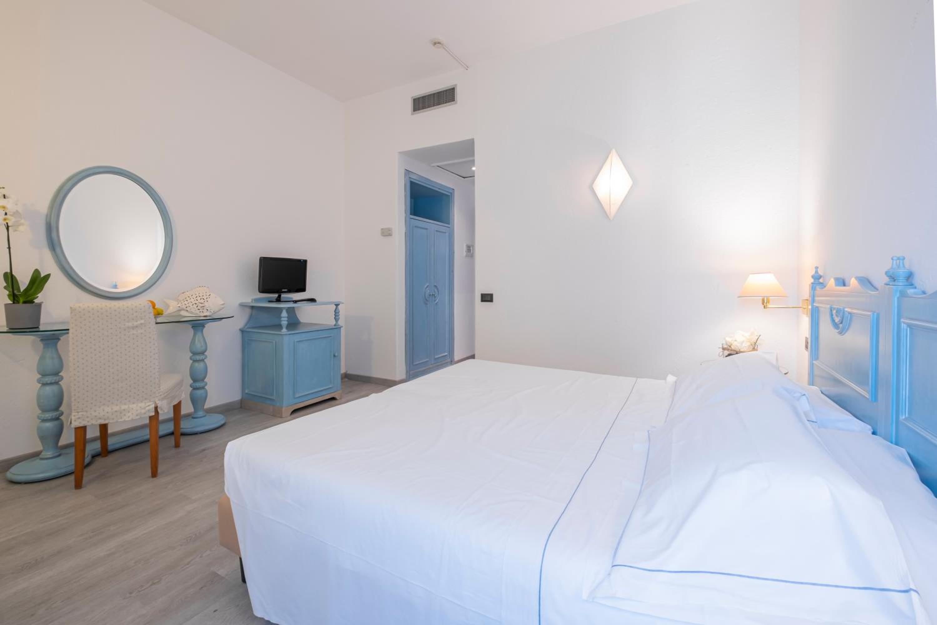 Standard Double Room - Photo 4