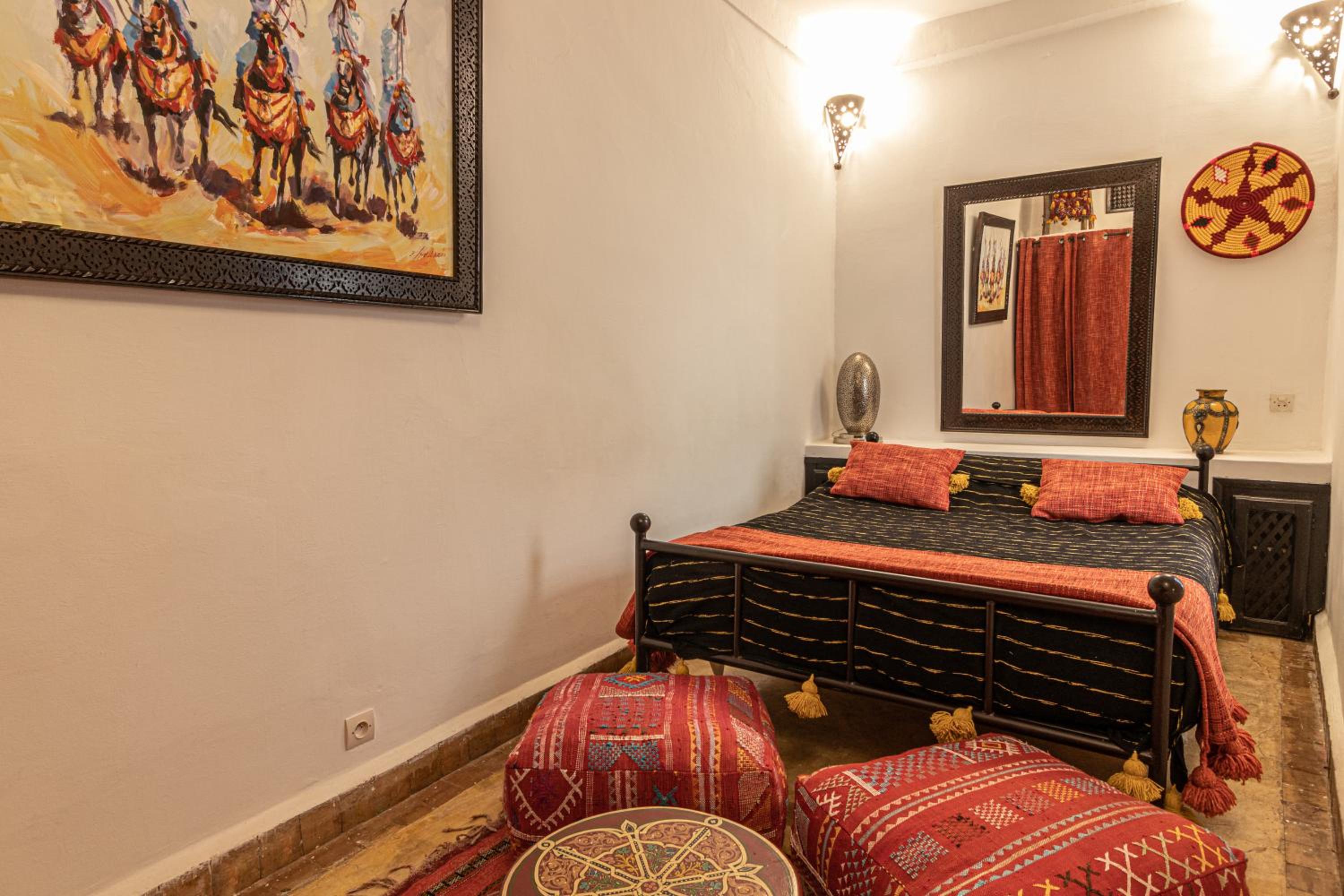 Double Room with Private Bathroom - Photo 1