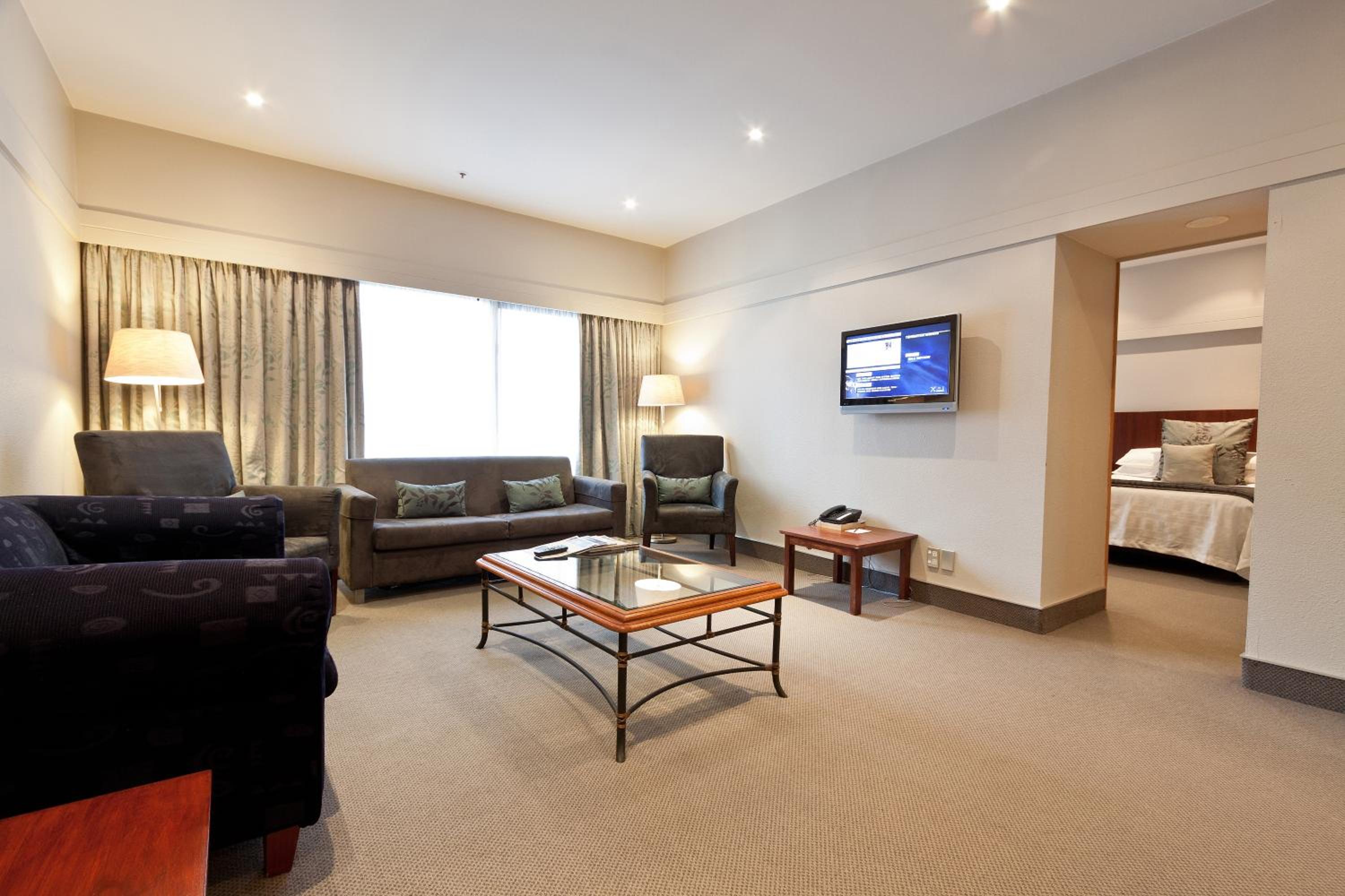 Family Room - Photo 3