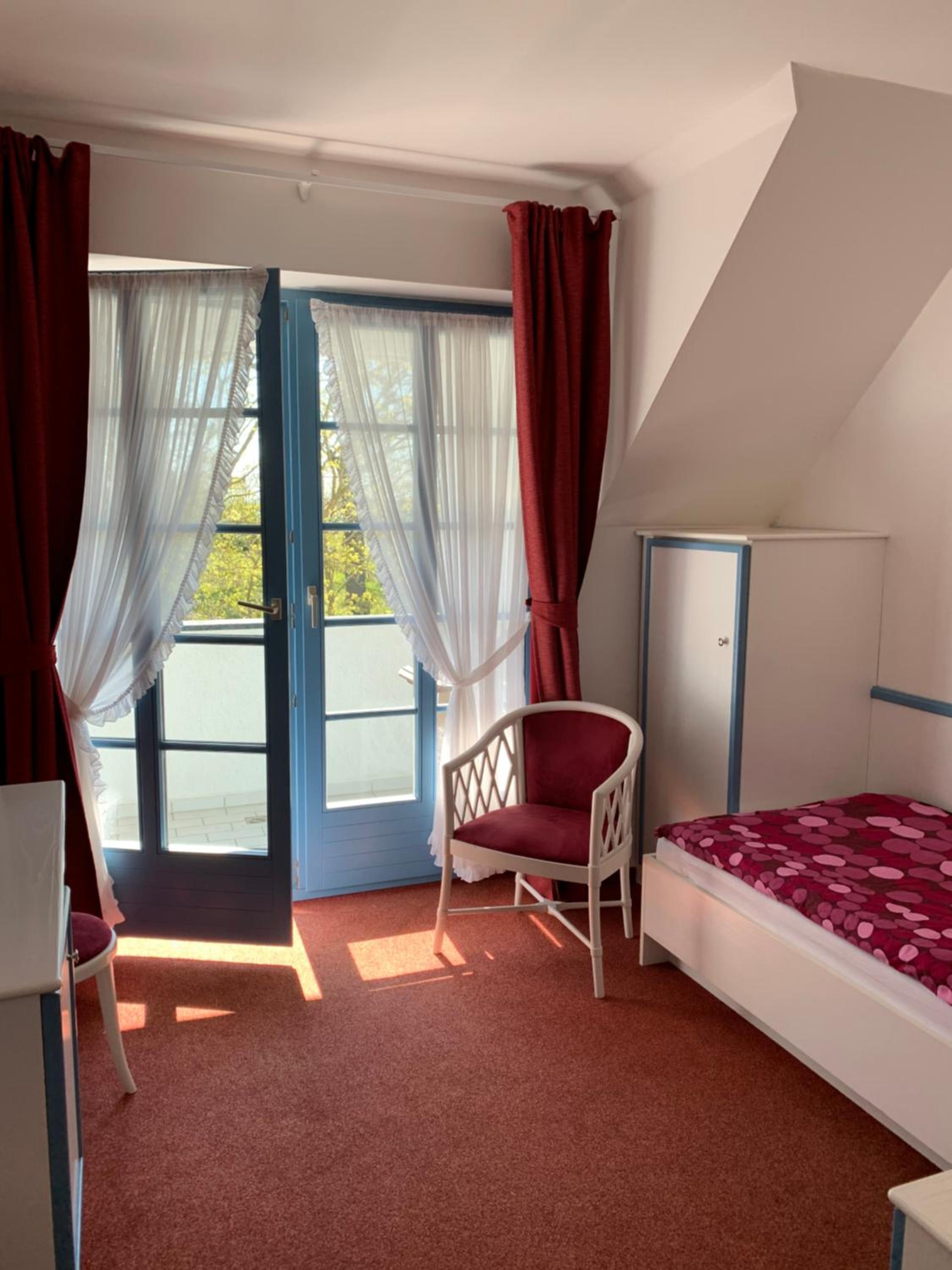 Single Room photo 3