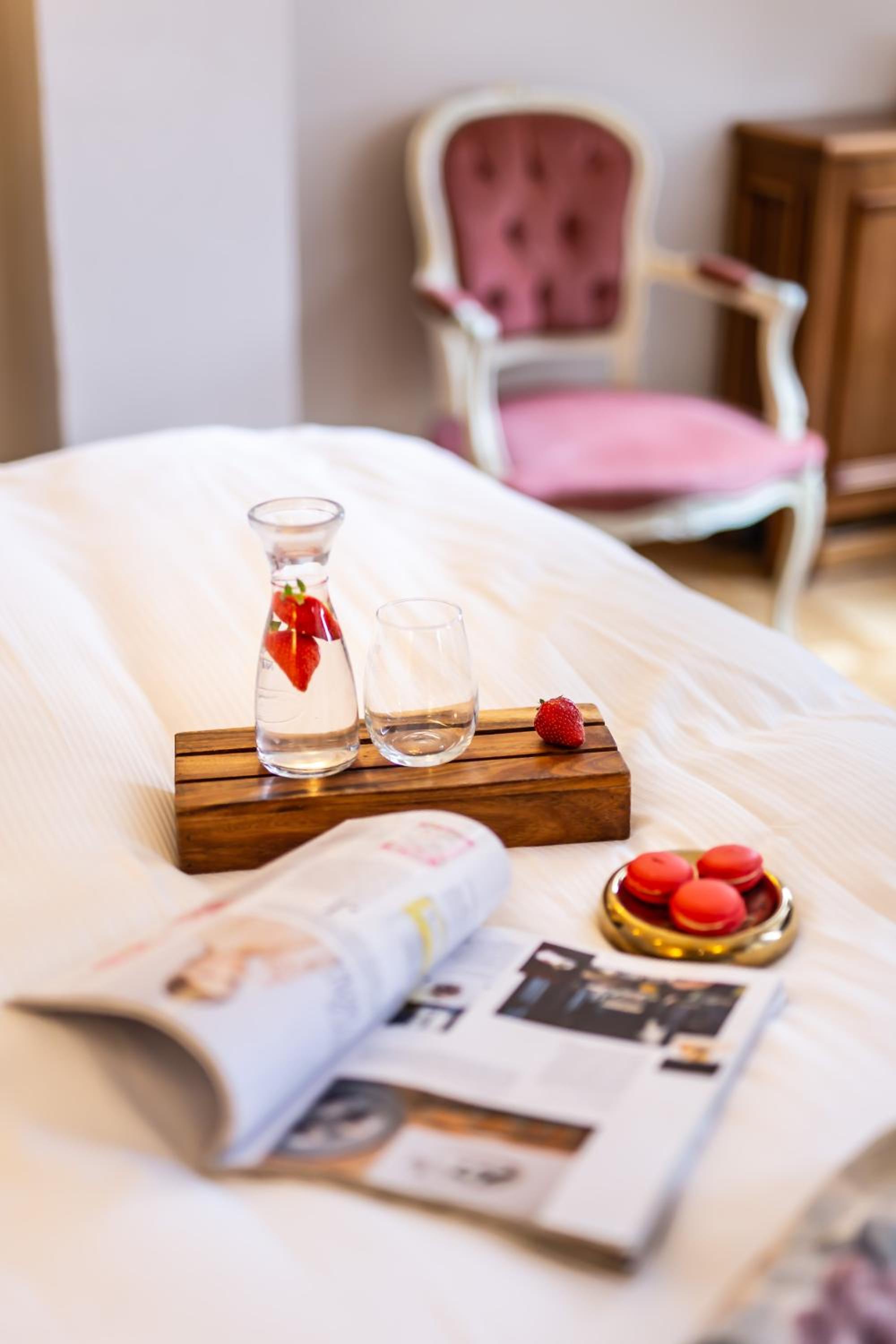 Deluxe Suite - Photo 8