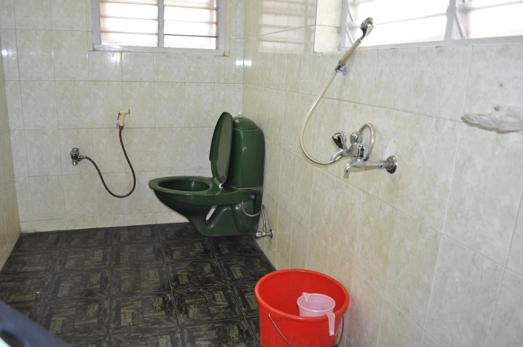 Standard Double Room with Fan - Photo 3