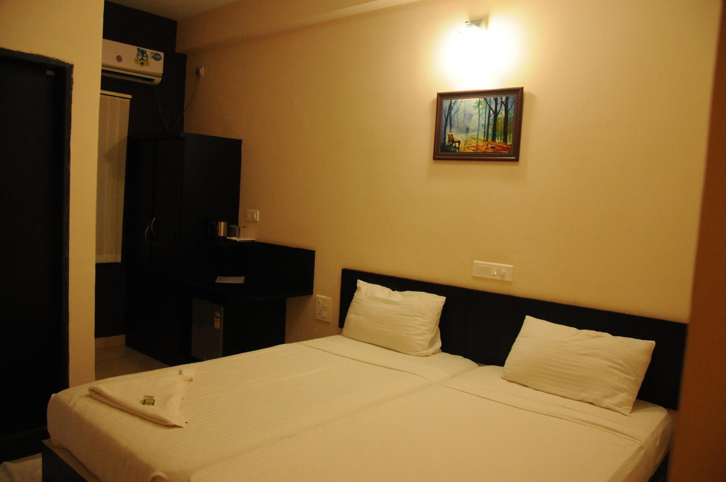 Deluxe Double Room - Photo 5