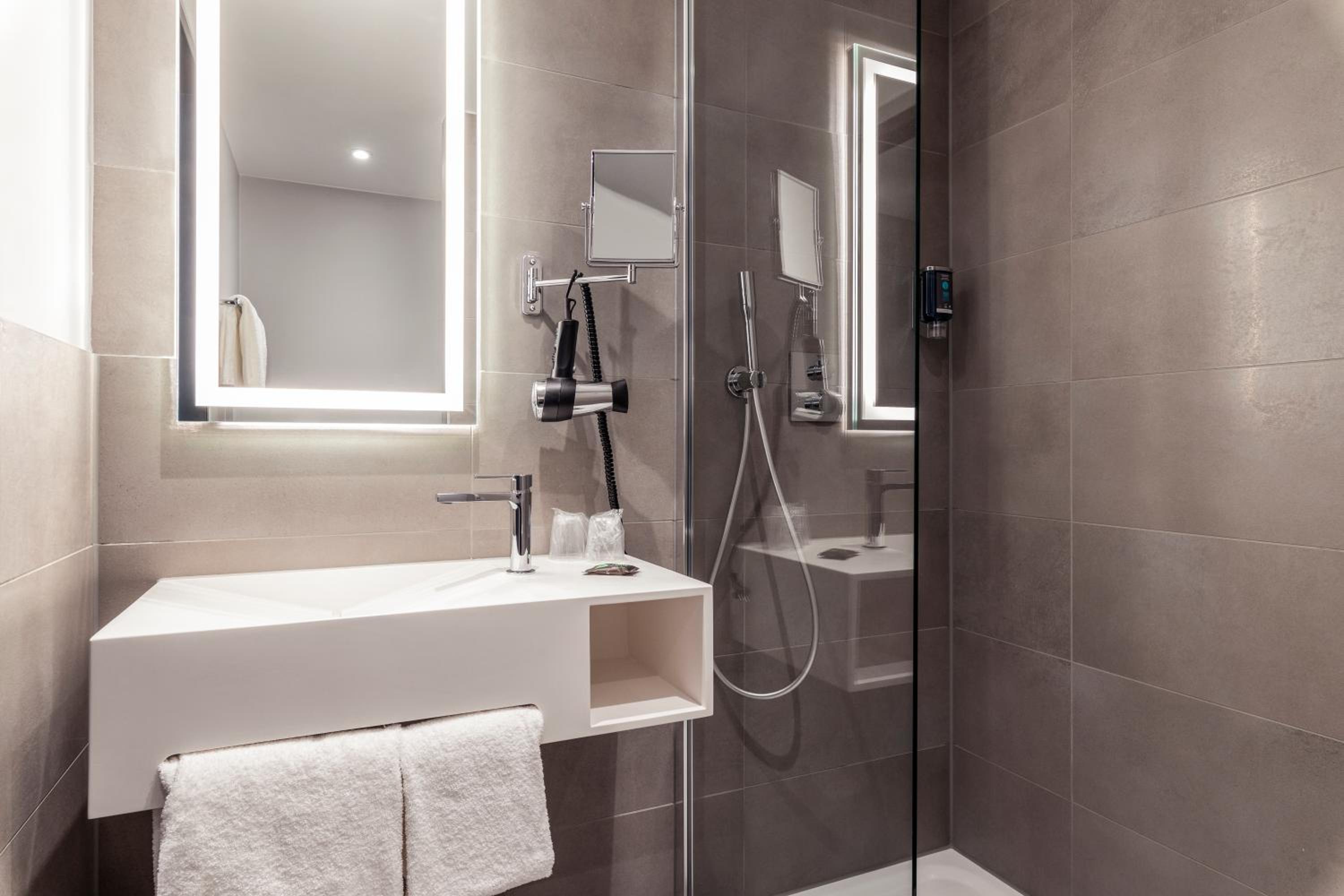 Superior Double Room - Photo 4
