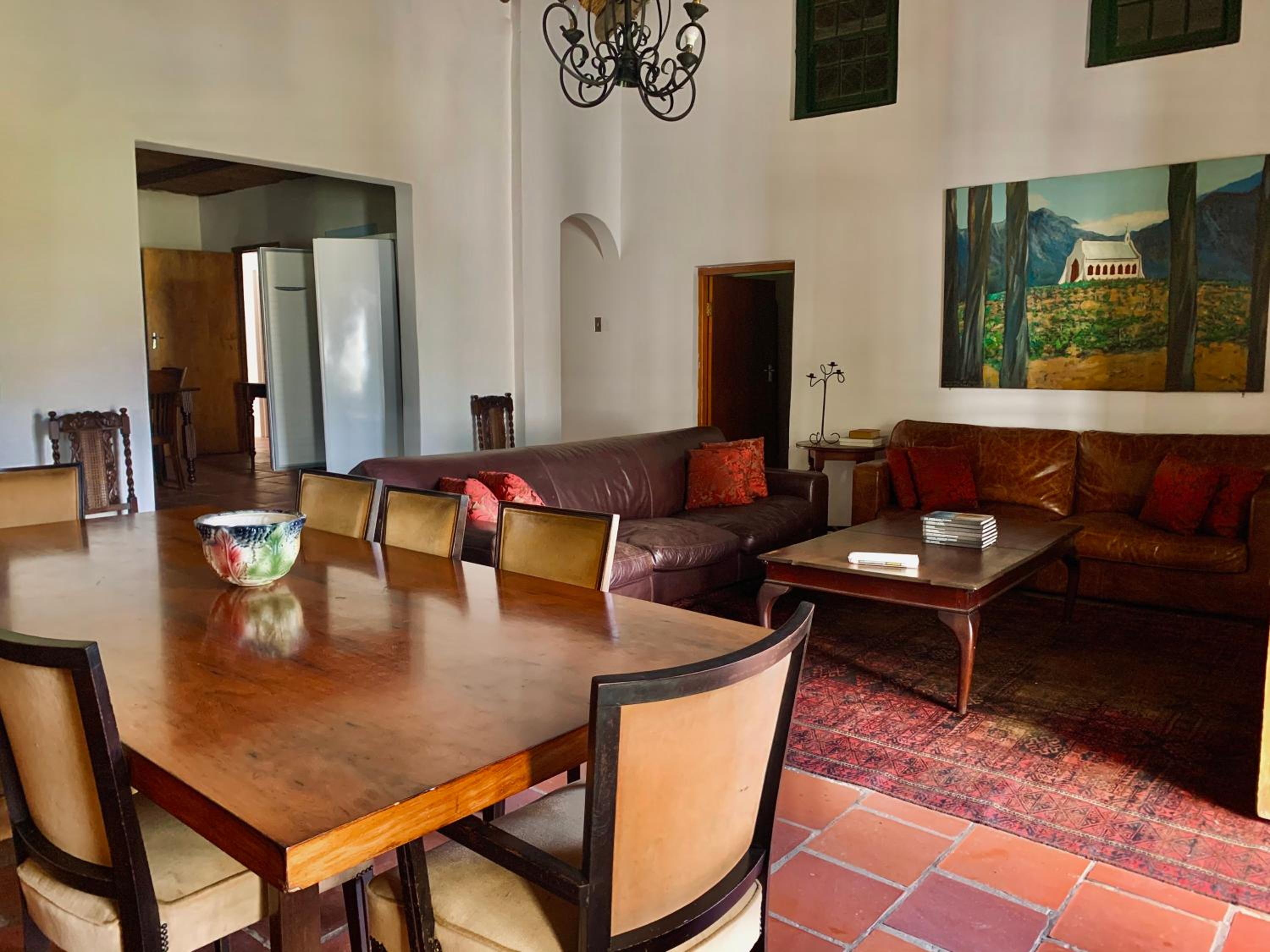 Four-Bedroom House - Photo 1