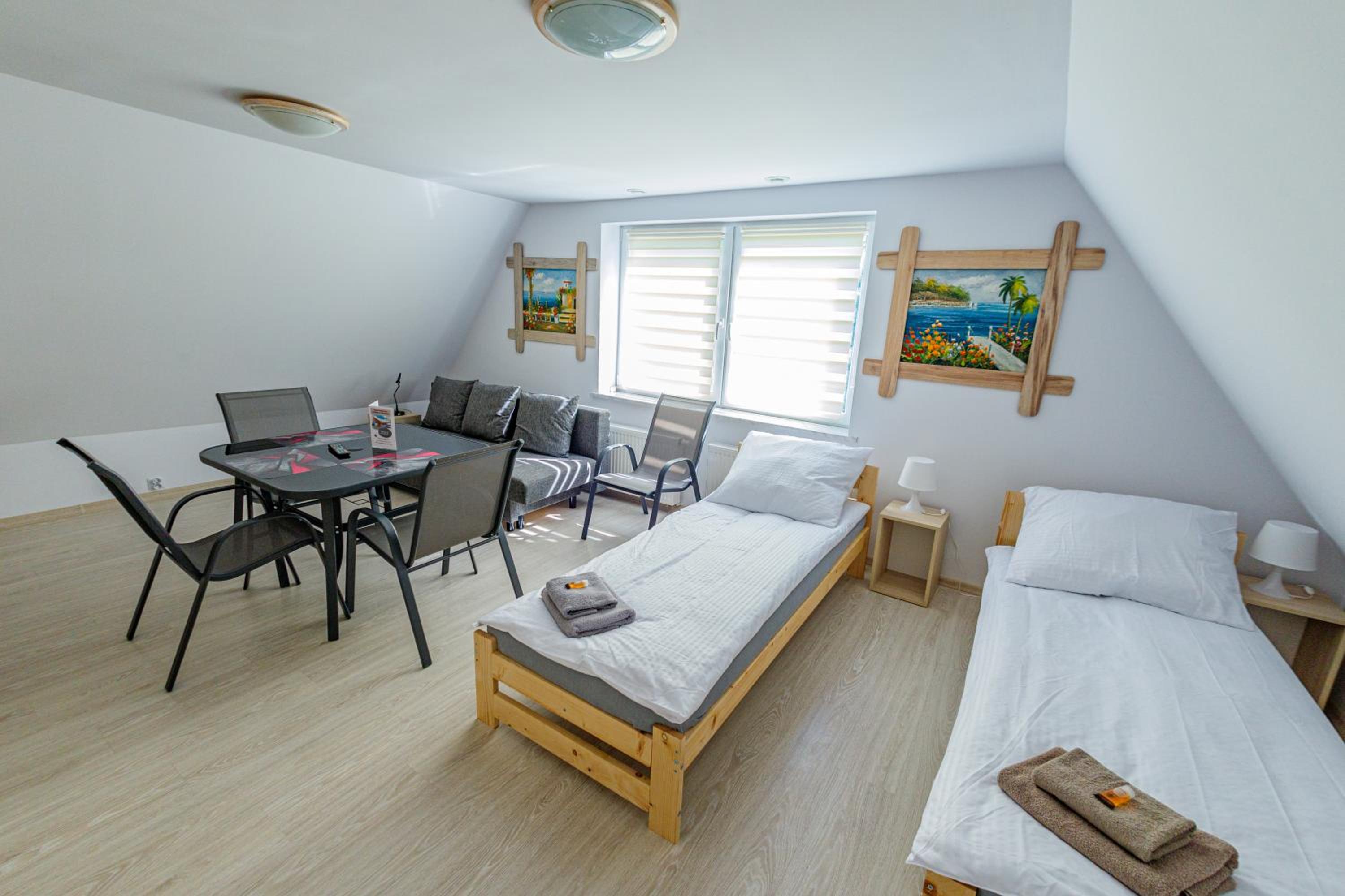 Superior Quadruple Room photo 2