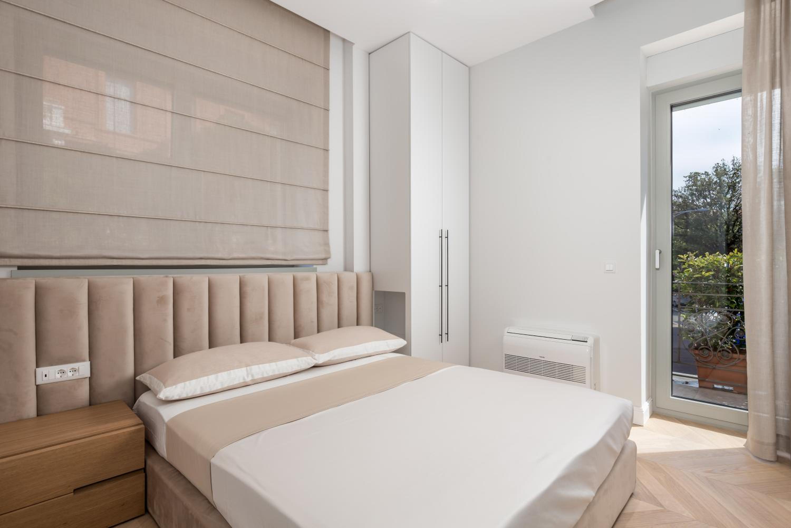 Apartment with Sea View - Photo 14