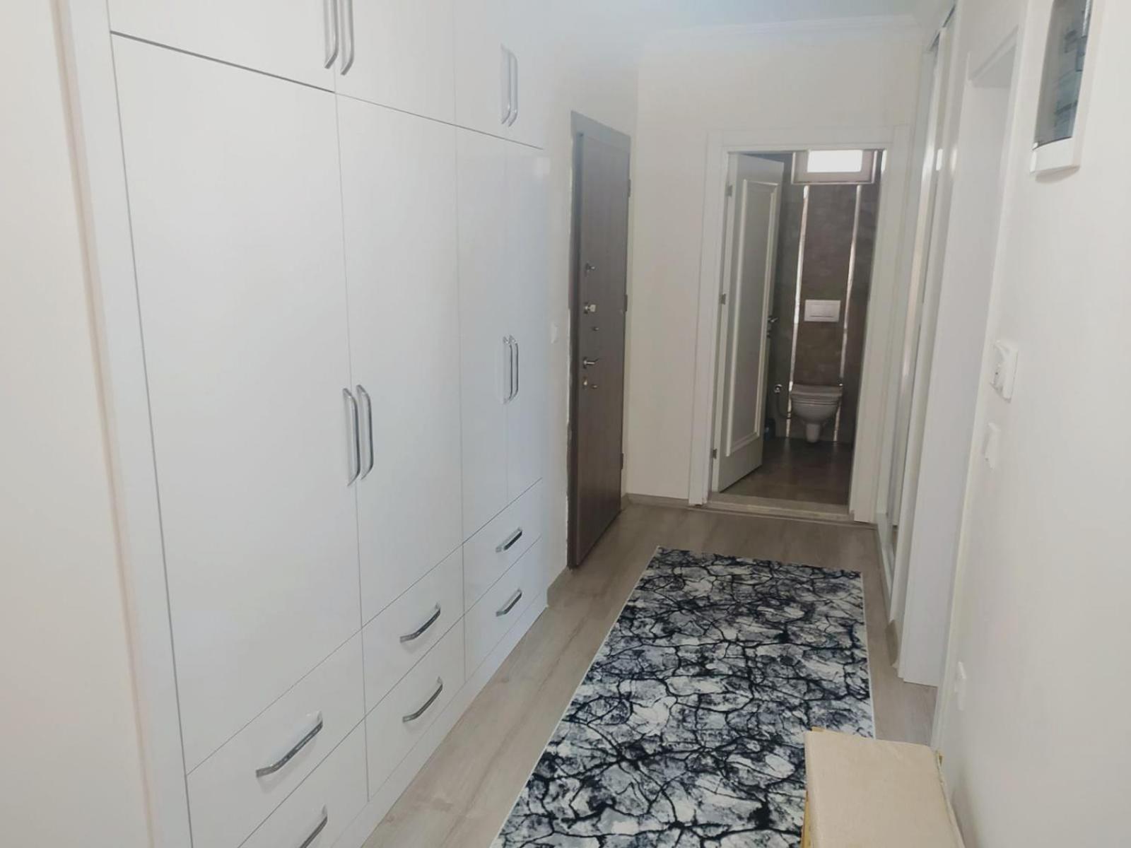 Two-Bedroom Apartment - Photo 2