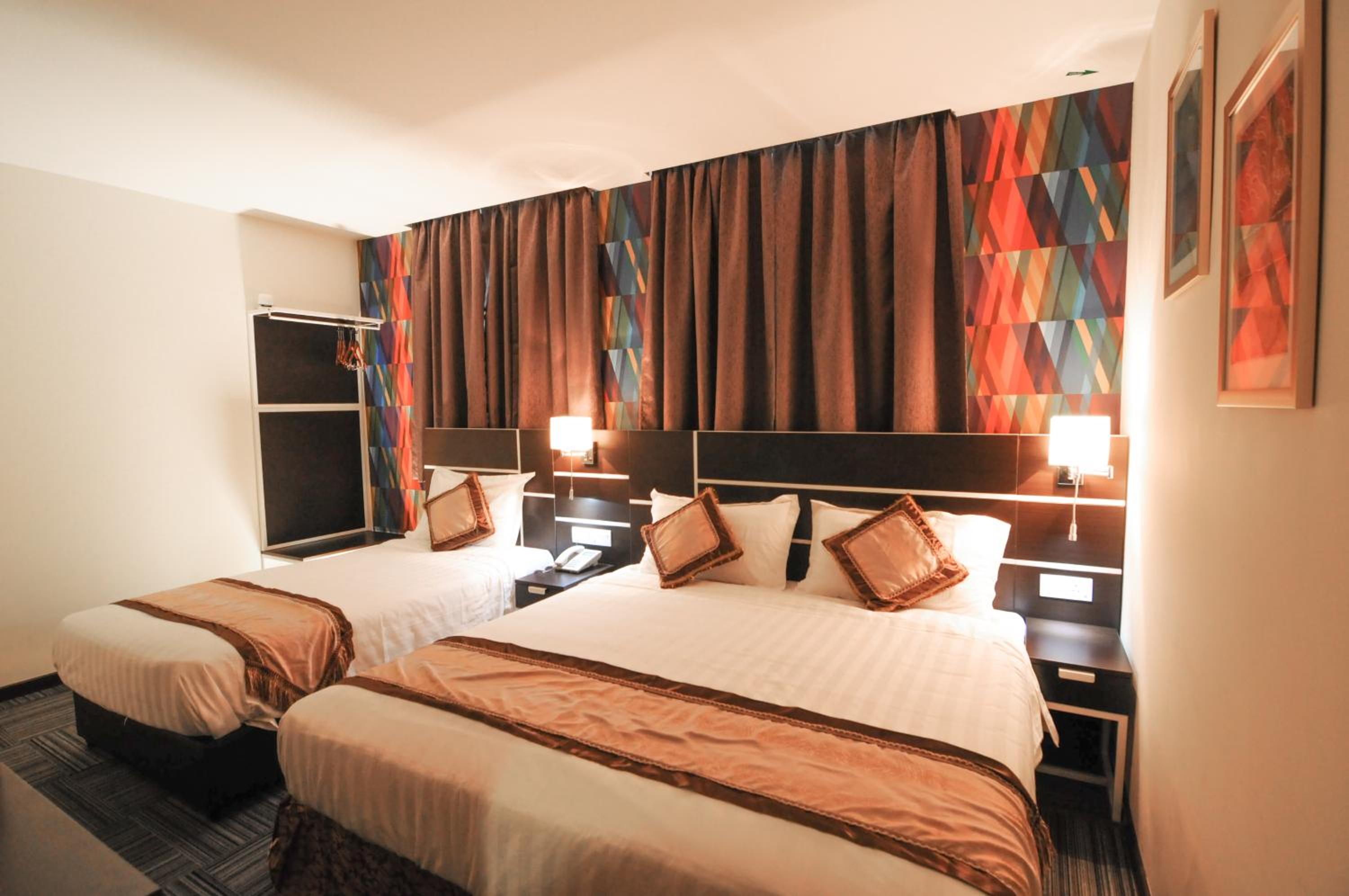 Deluxe Triple Room photo 3