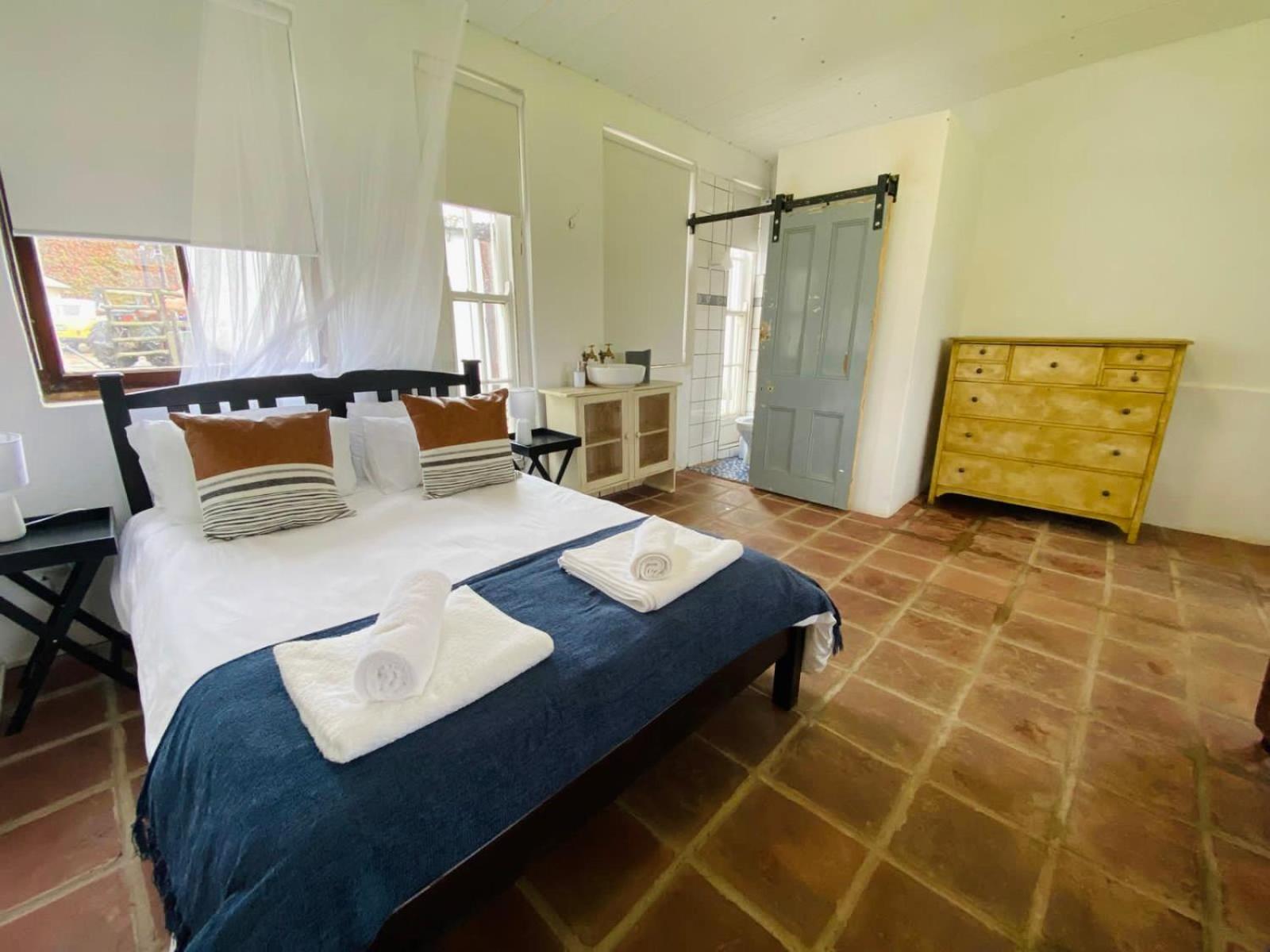 Double Room with Patio - Photo 2
