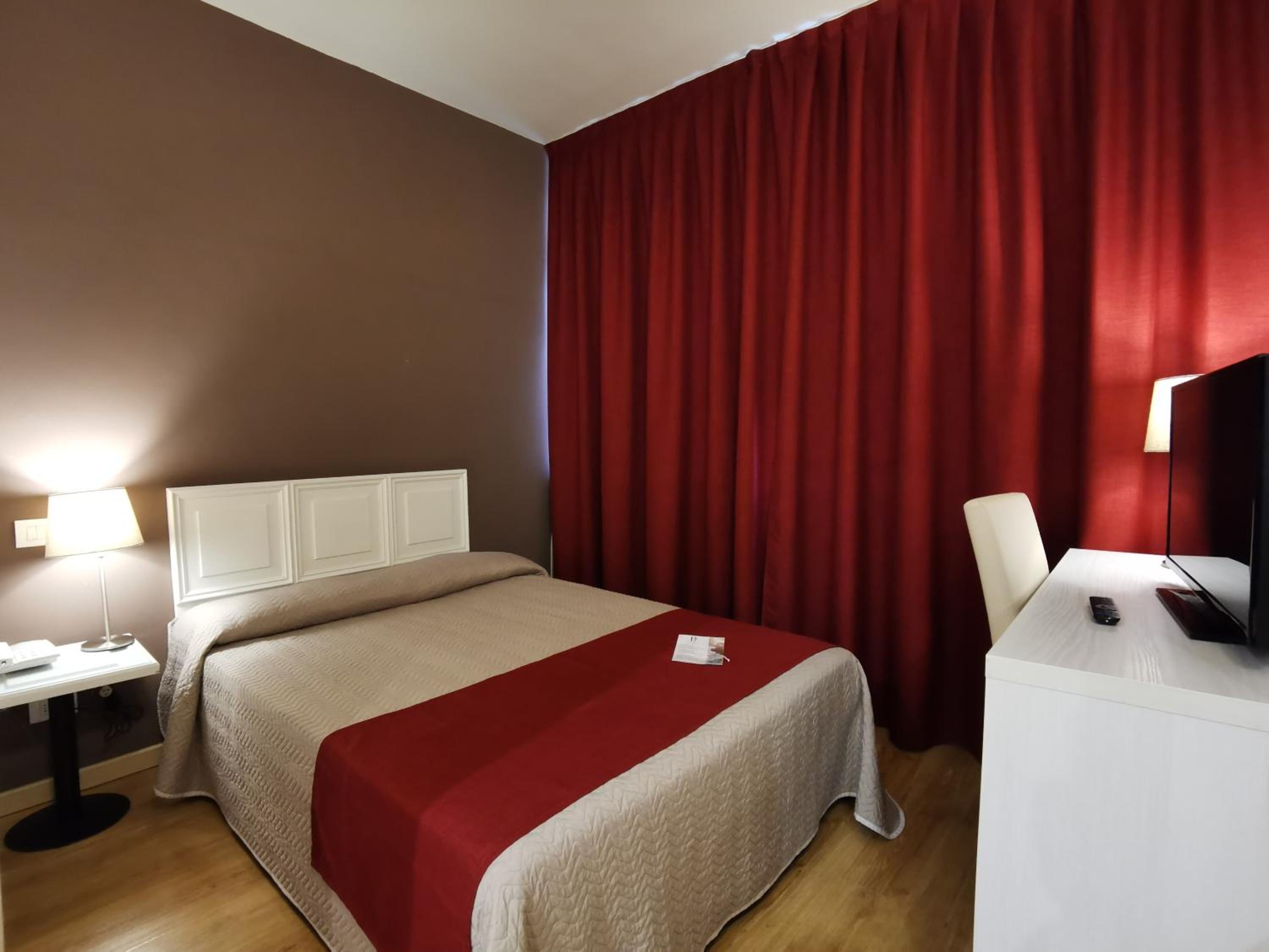 Standard Single Room - Photo 1
