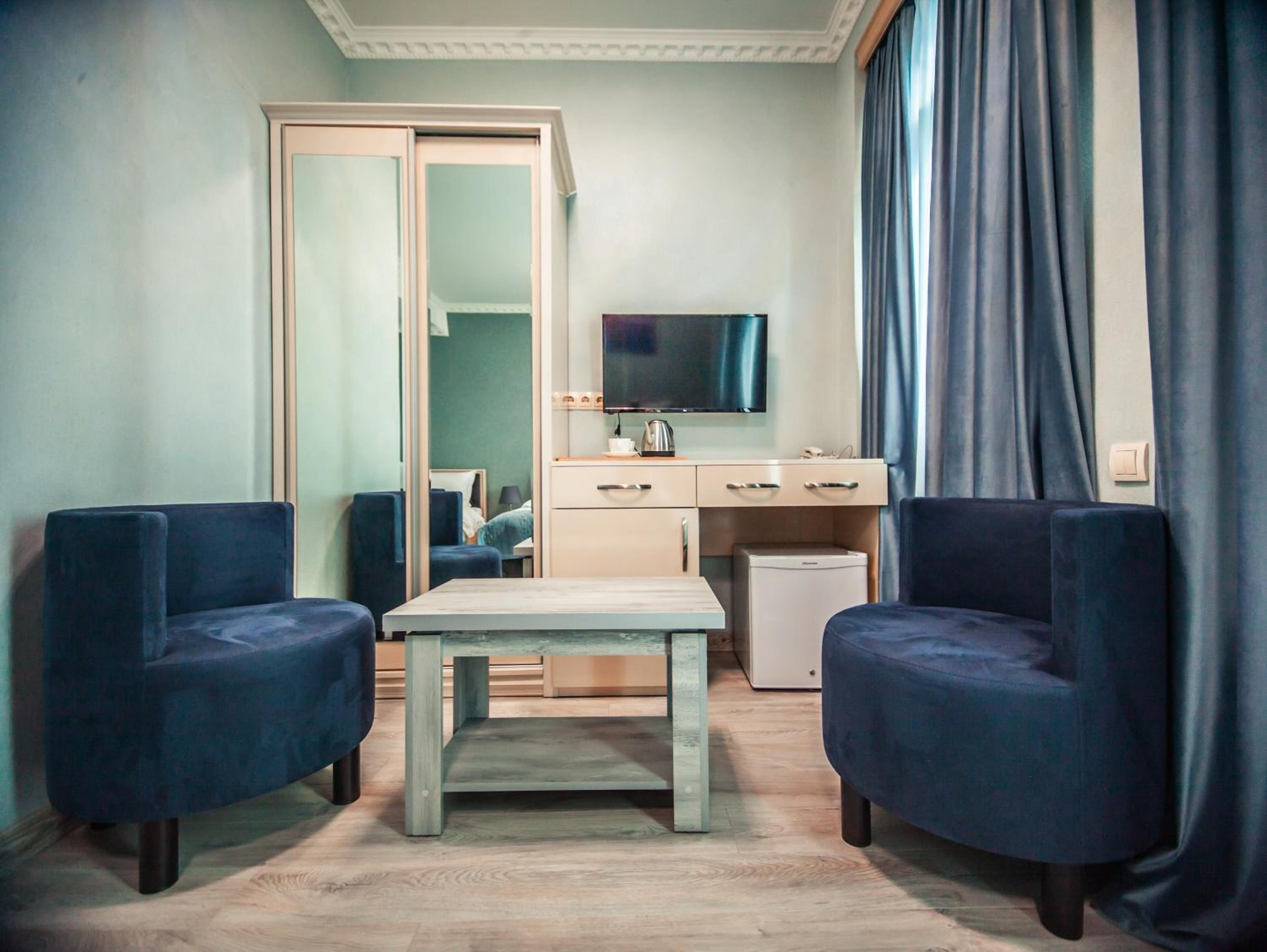 Superior King Room - Photo 1