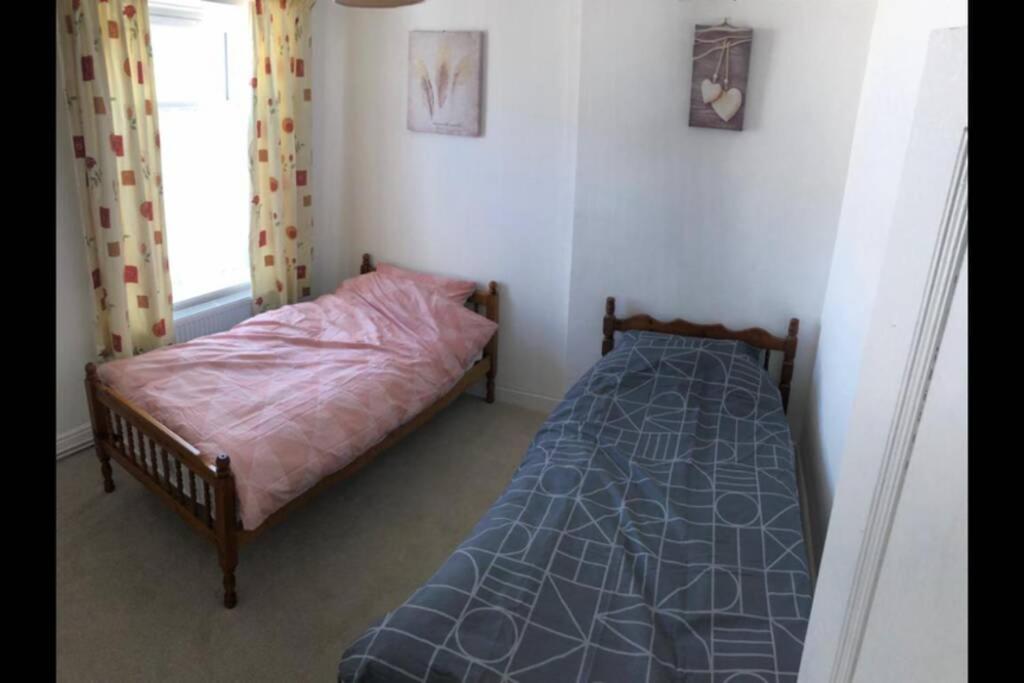 Two-Bedroom House photo 2
