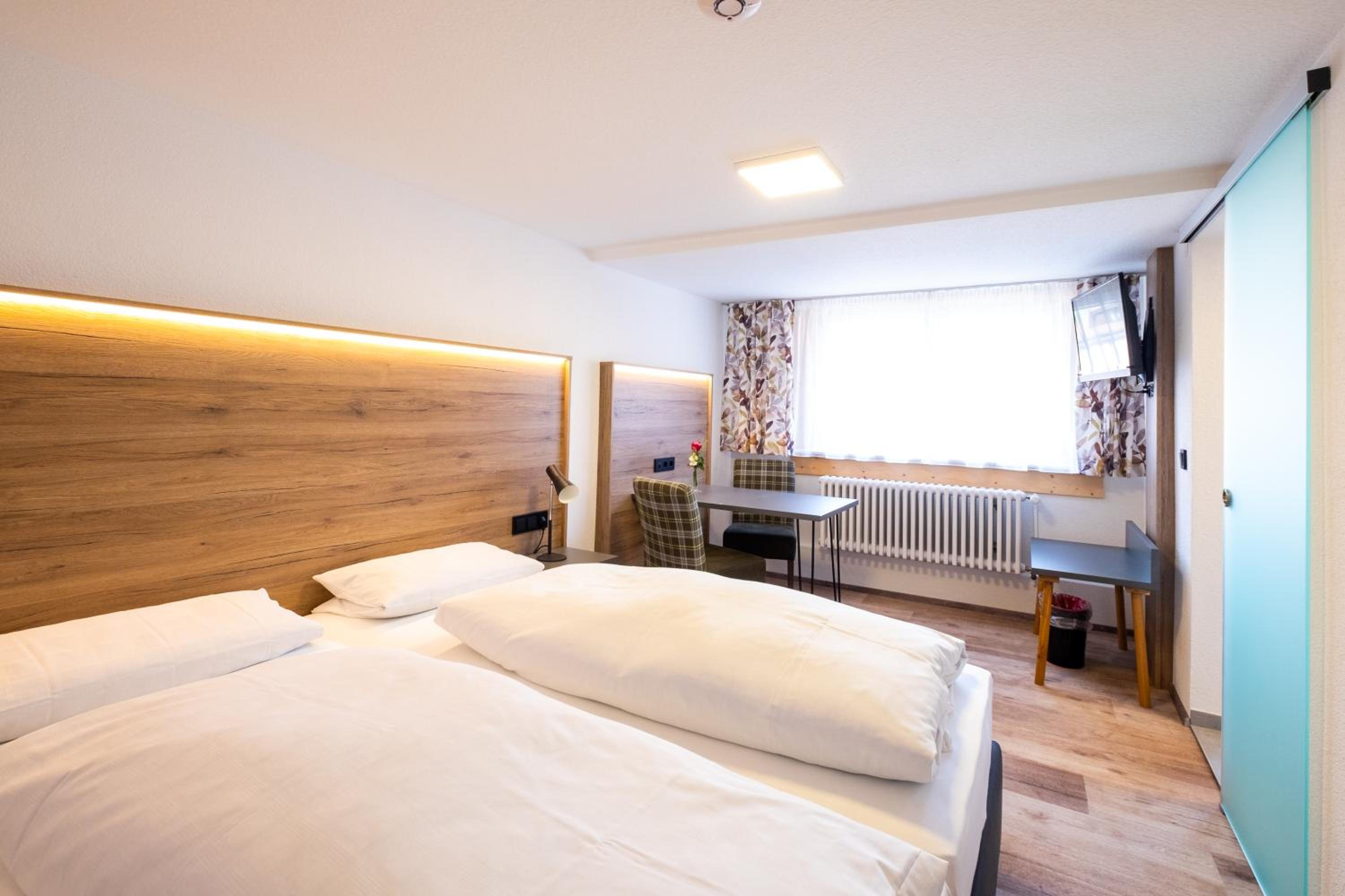 Superior Double Room - Photo 1