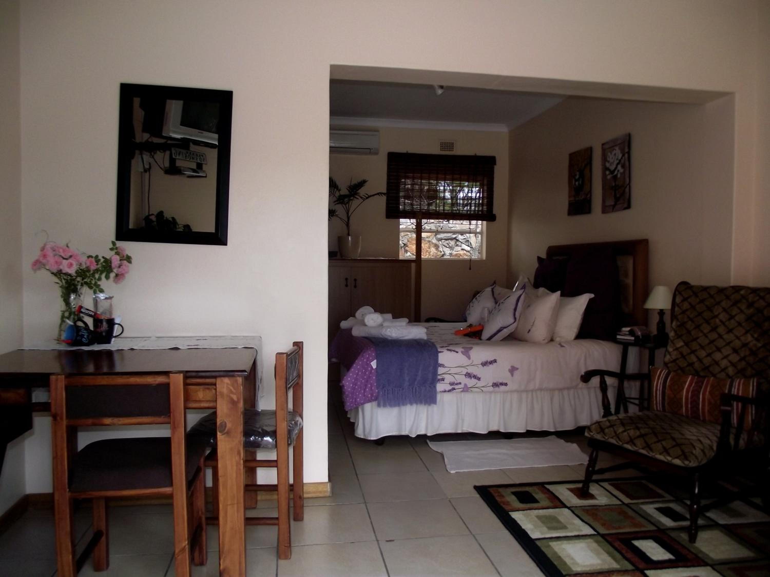 Family Room photo 1