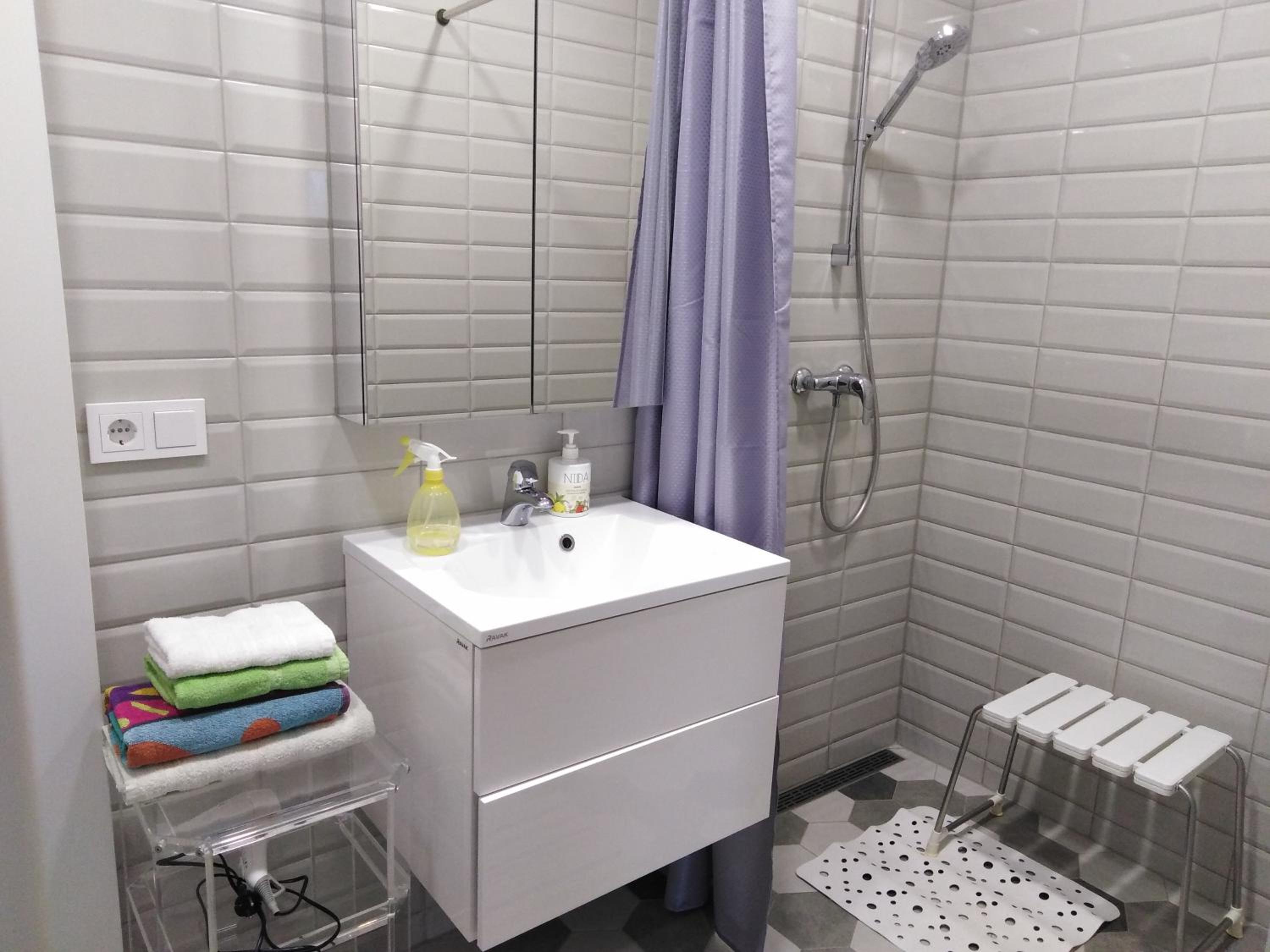 Two-Bedroom Apartment - Photo 12
