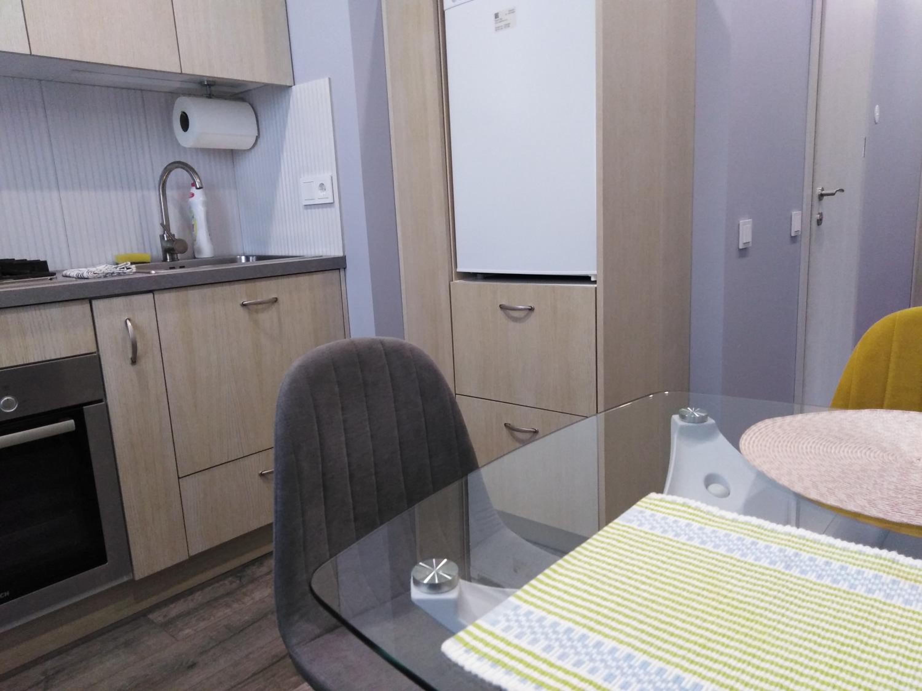 Two-Bedroom Apartment - Photo 5