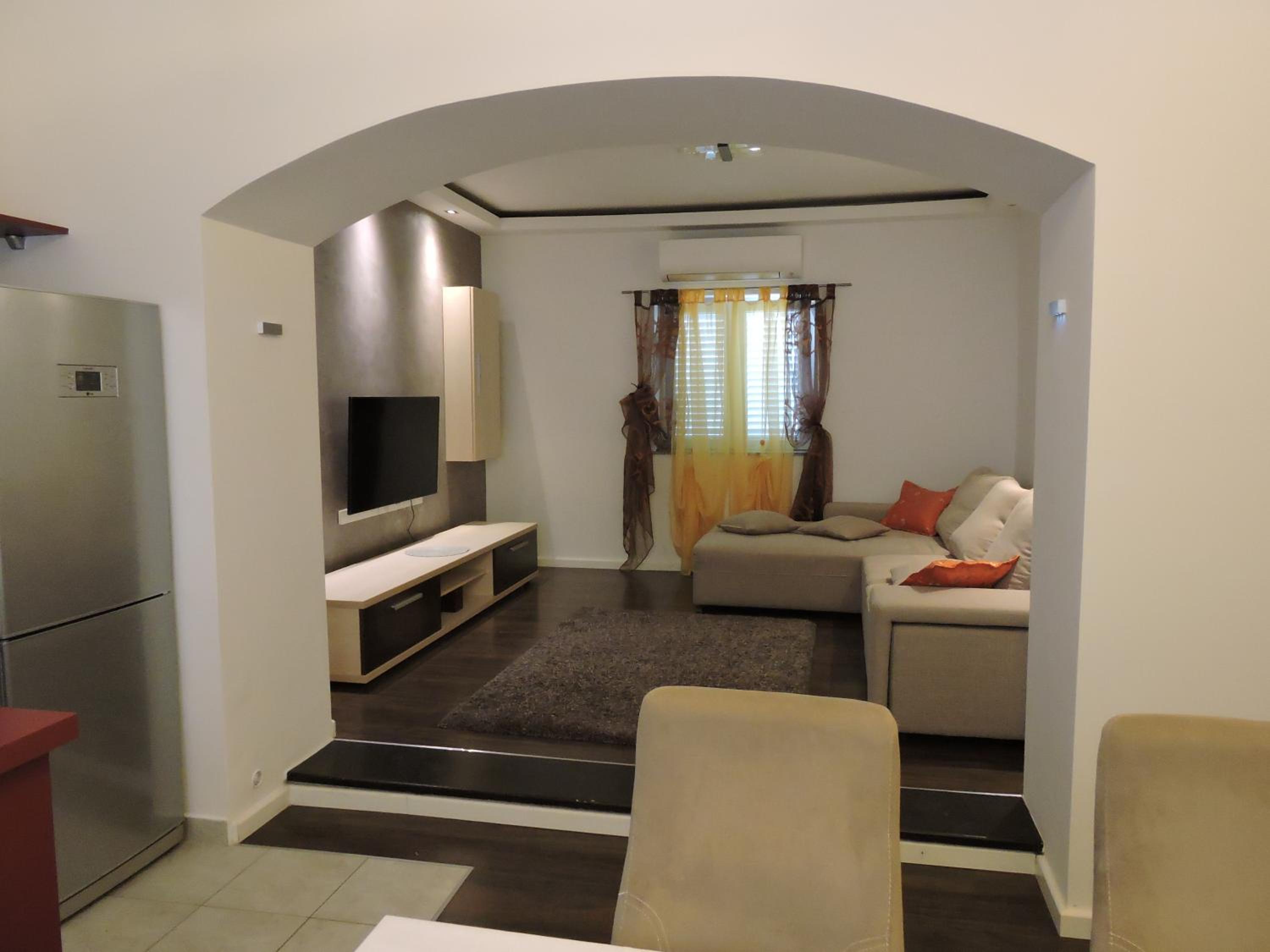 Two-Bedroom Apartment - Photo 7