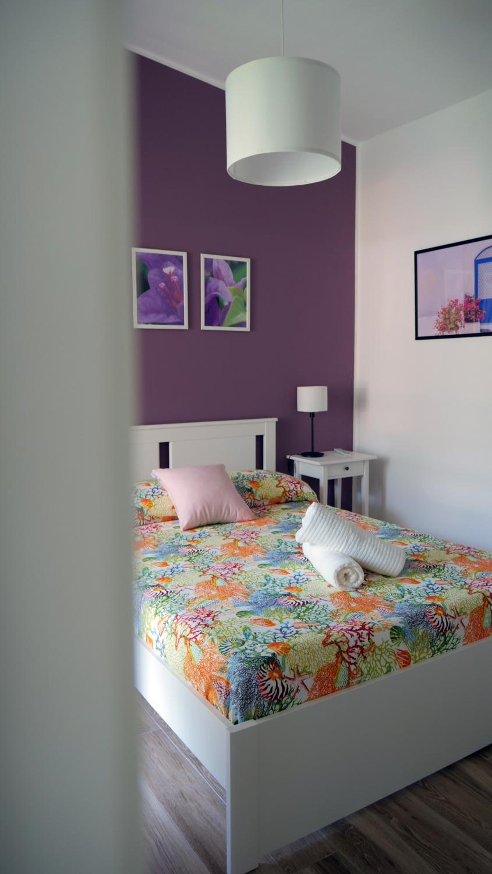 Small Double Room - Photo 1