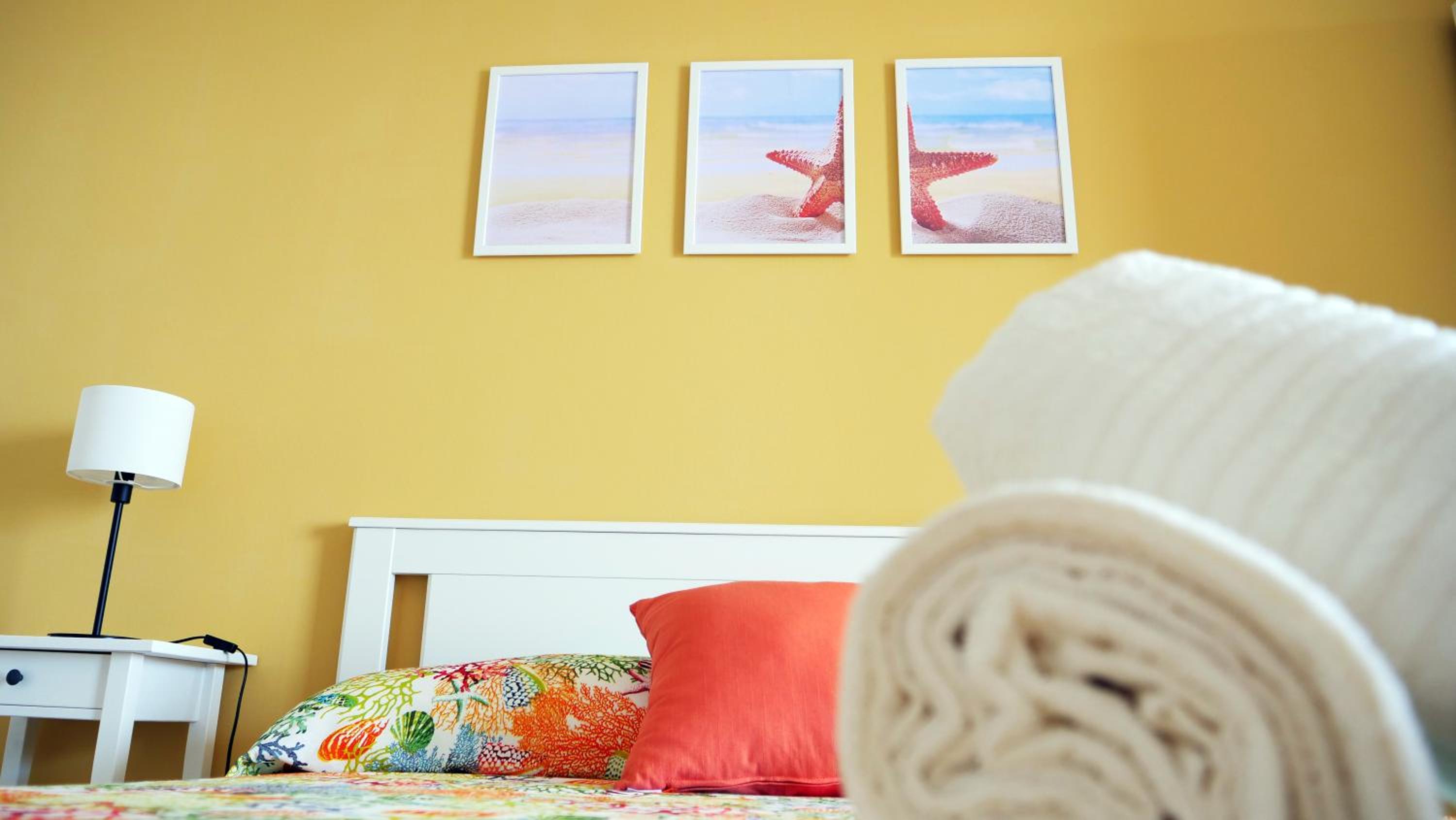 Standard Triple Room with Sea View - Photo 10