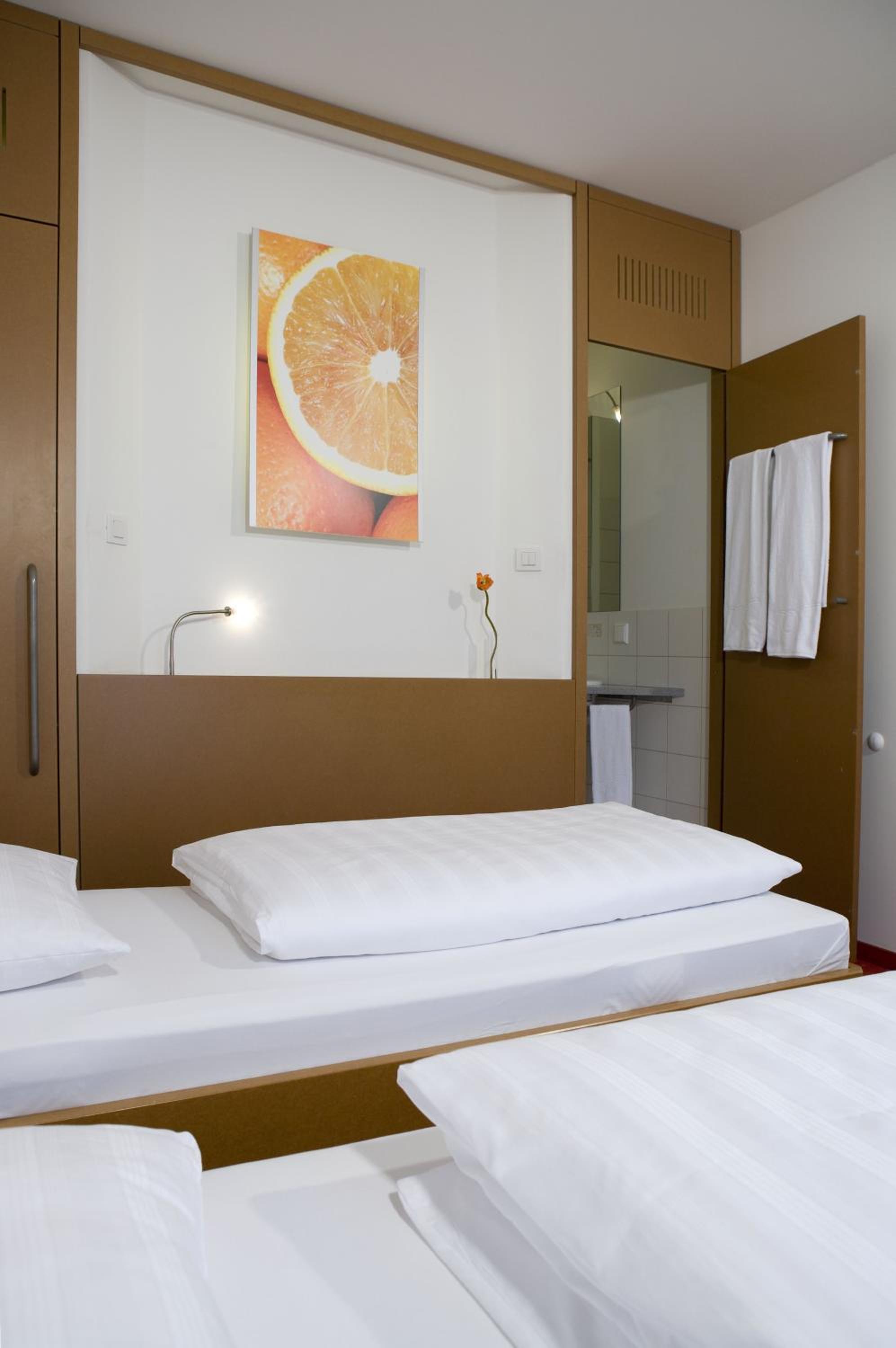 Standard Twin Room photo 1