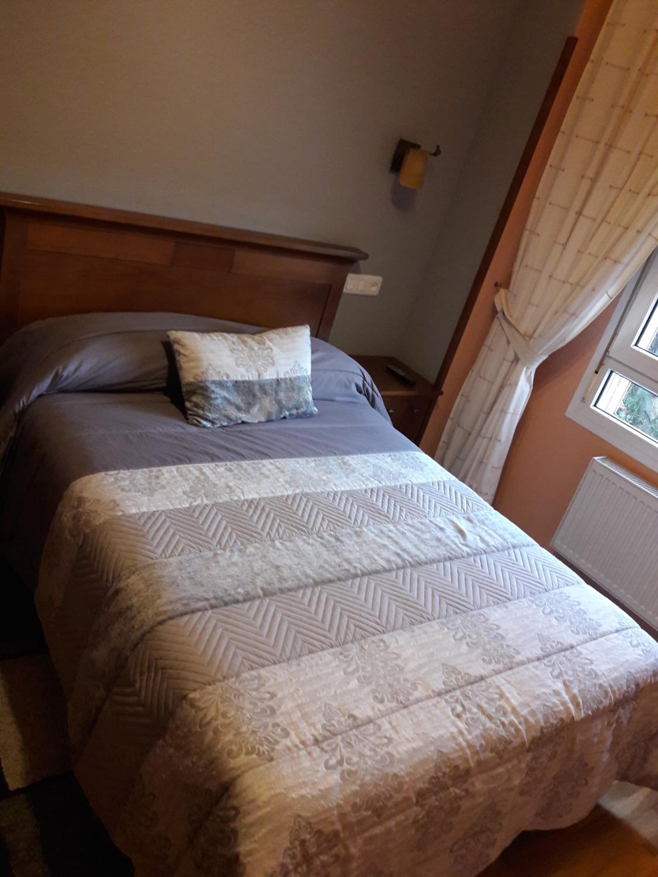 Double Room - Photo 5
