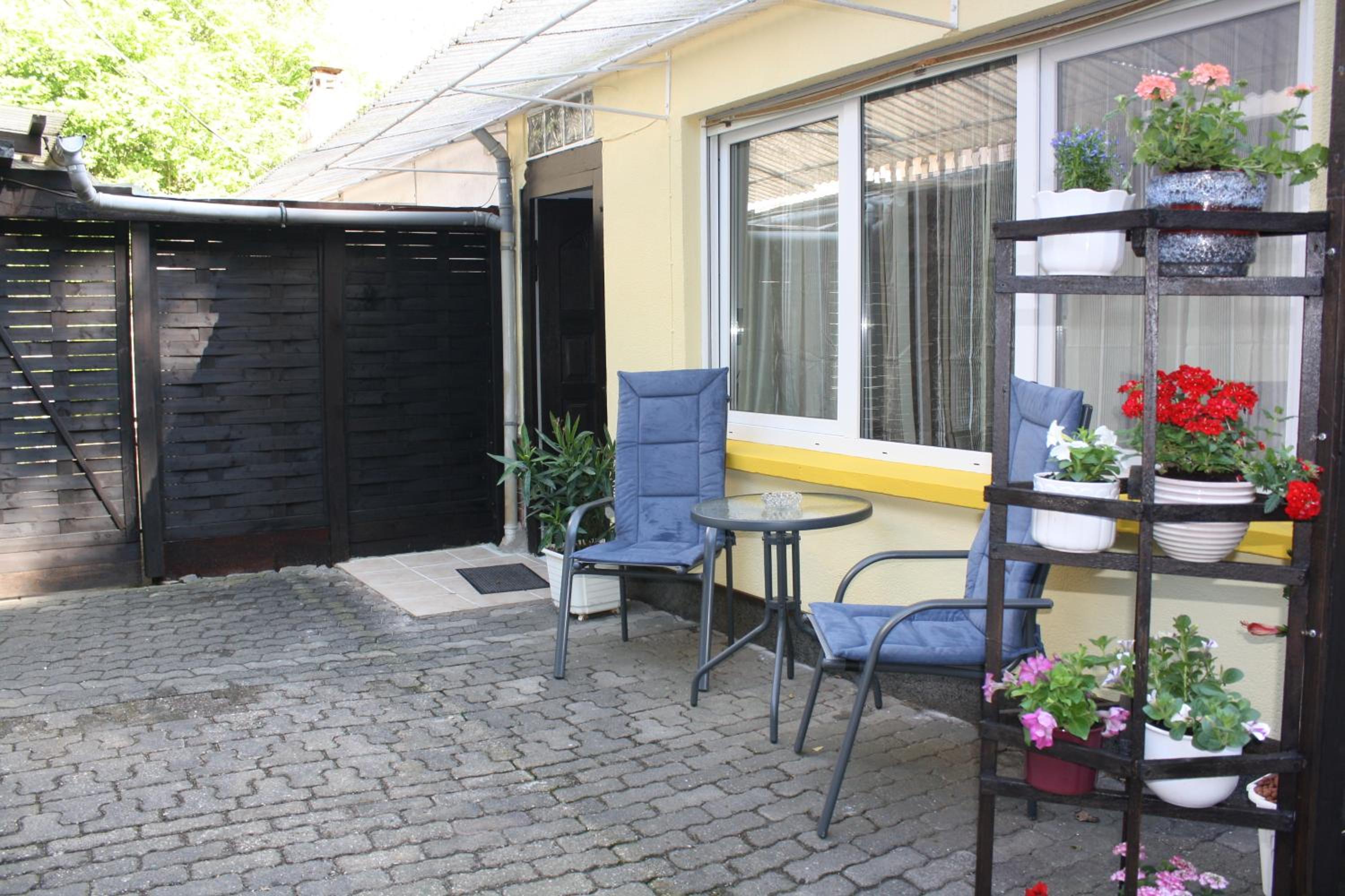 Double Room - Photo 11