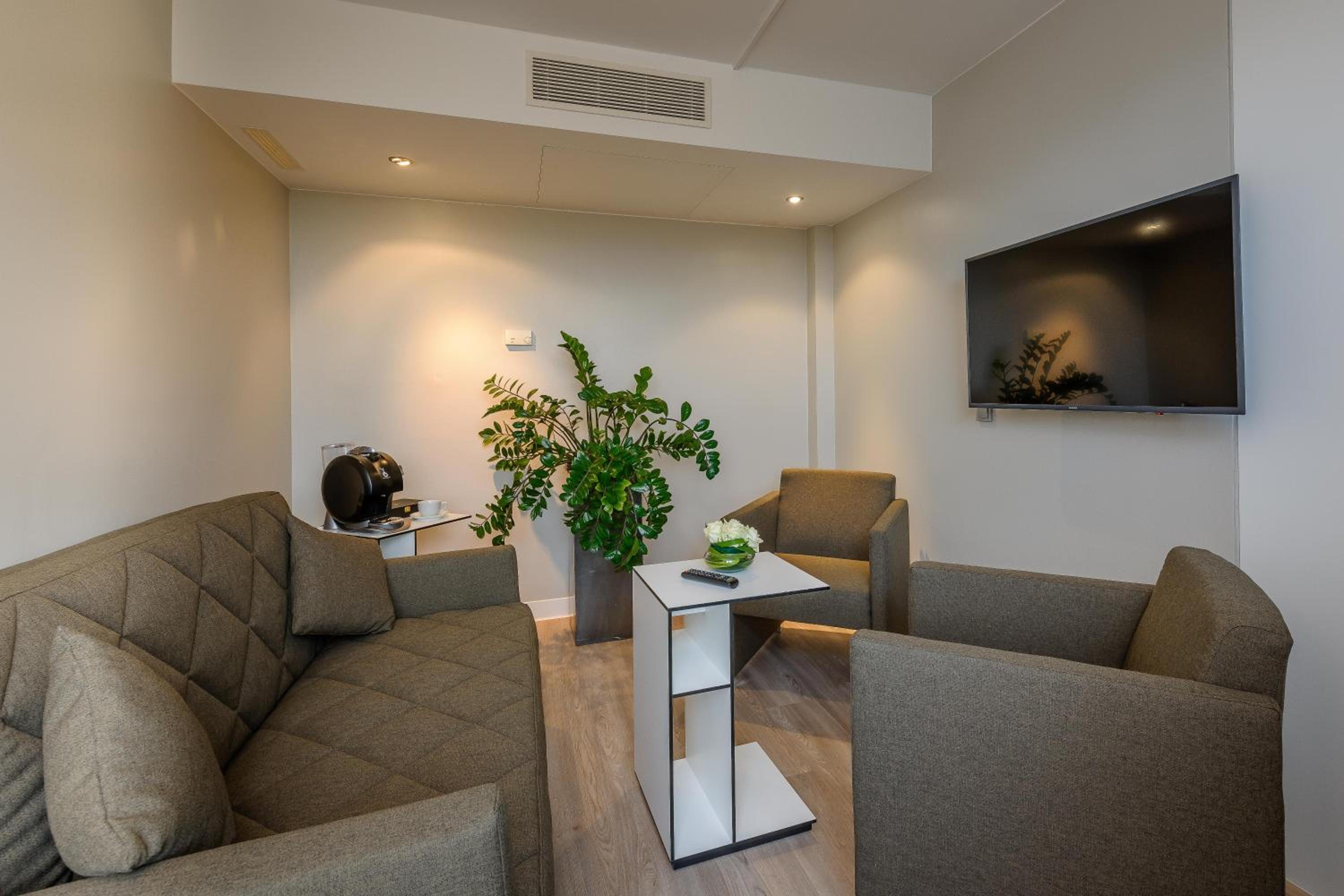 Junior Suite - Photo 4