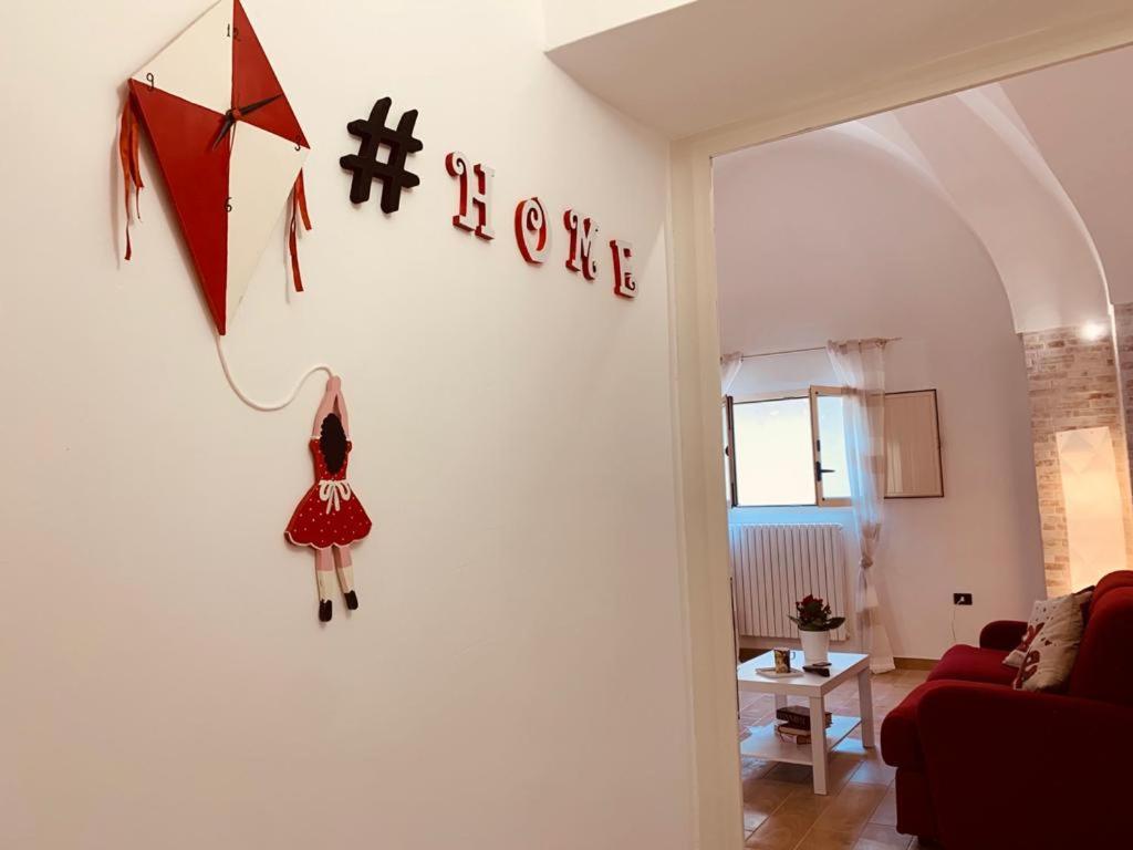 One-Bedroom Apartment - Photo 2