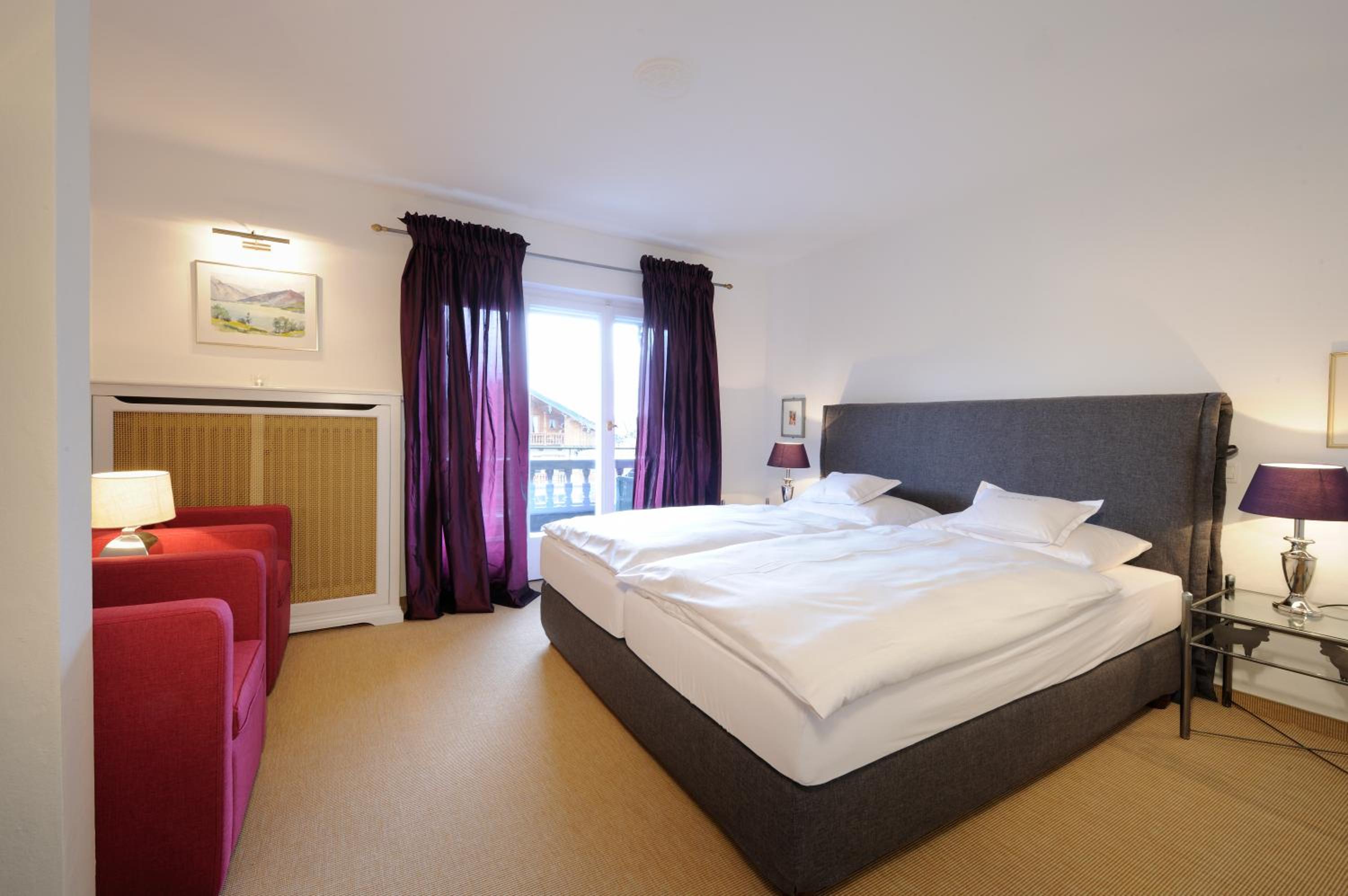 Standard Double Room - Photo 13
