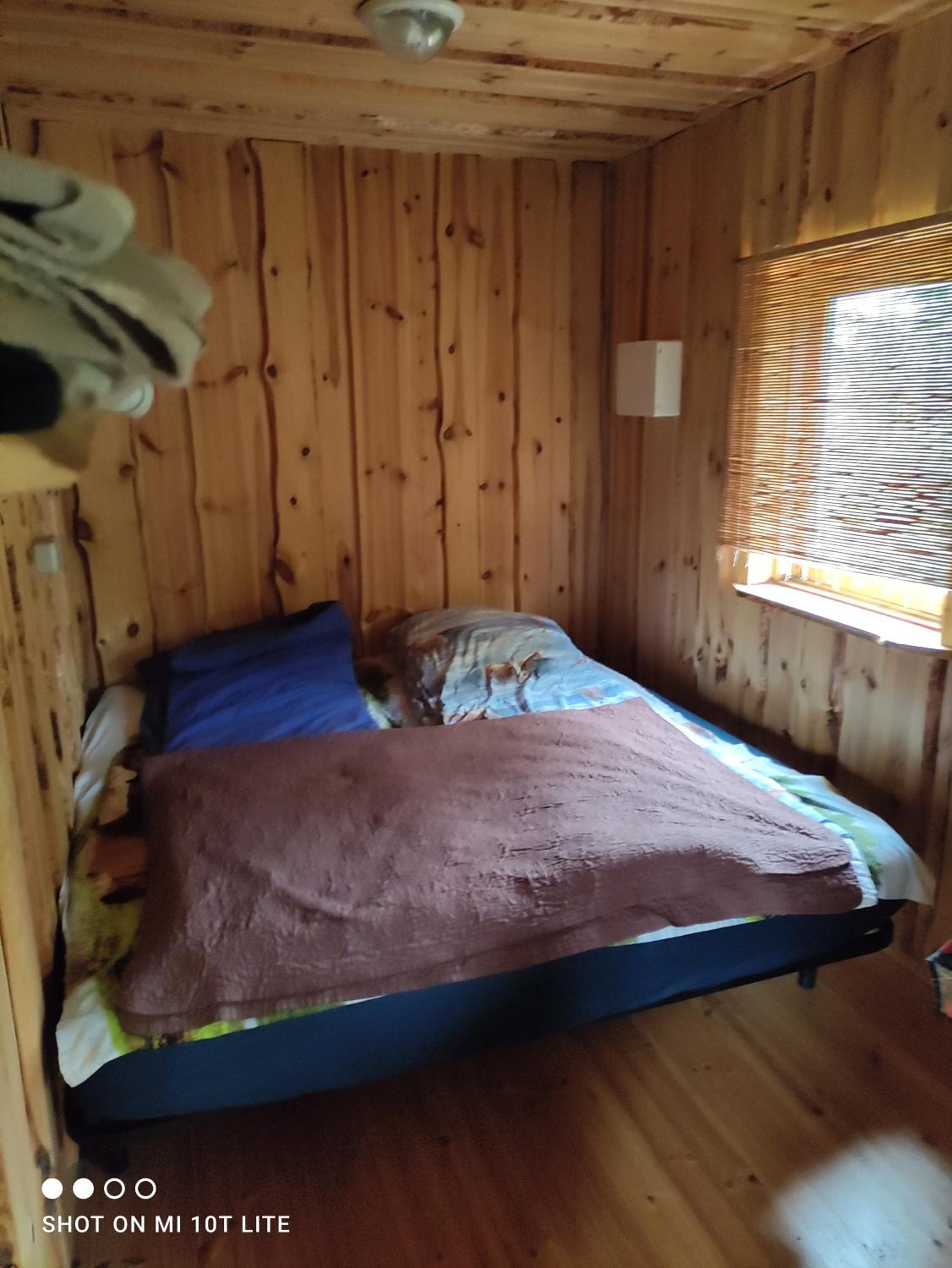 One-Bedroom House - Photo 10