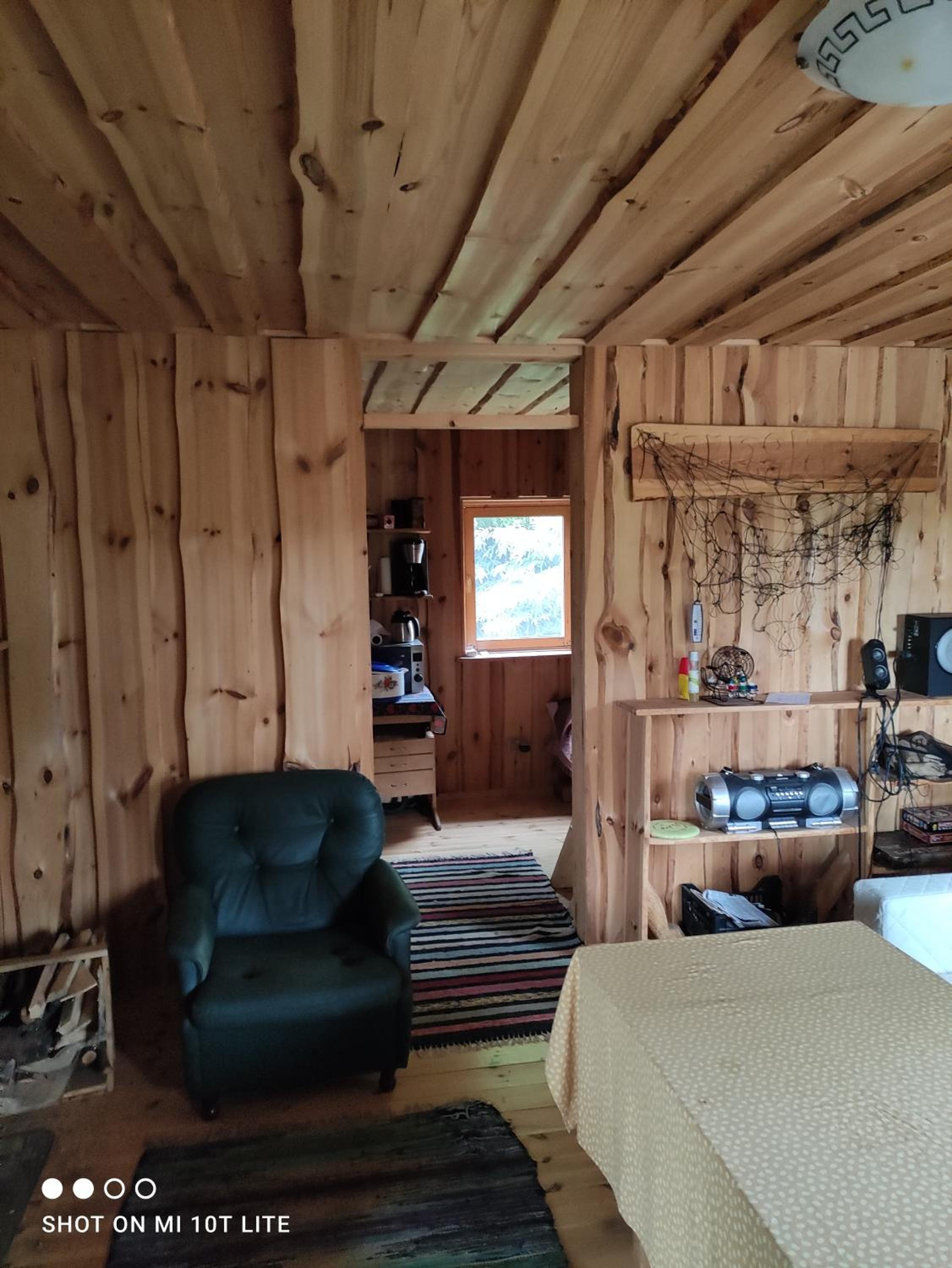 One-Bedroom House - Photo 13