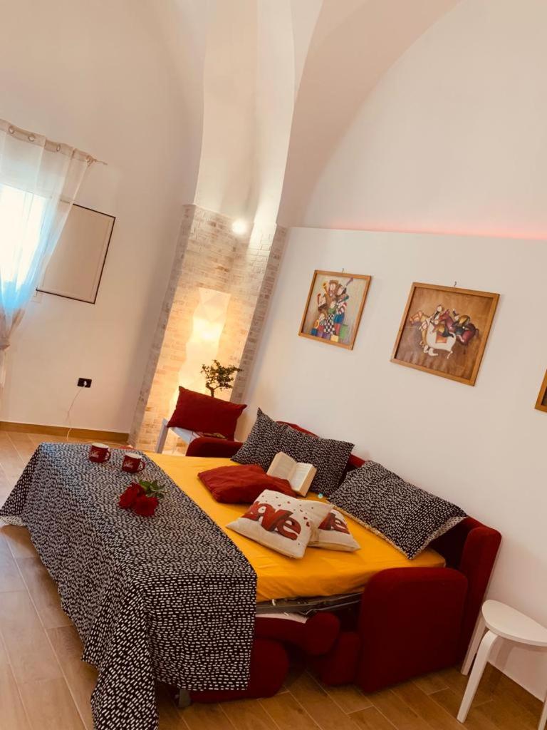 One-Bedroom Apartment - Photo 13