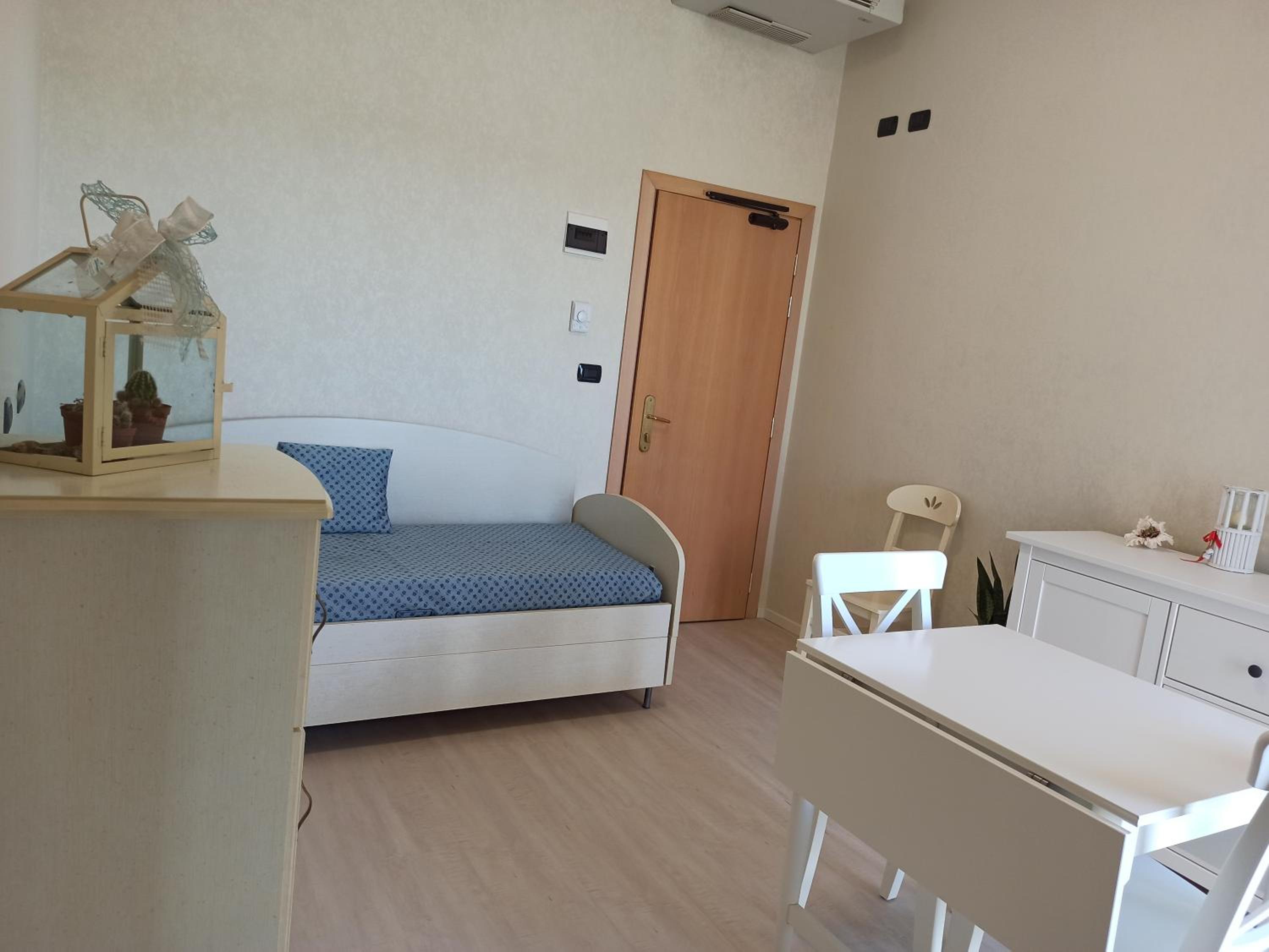 Studio Apartment with Sea View - Photo 4