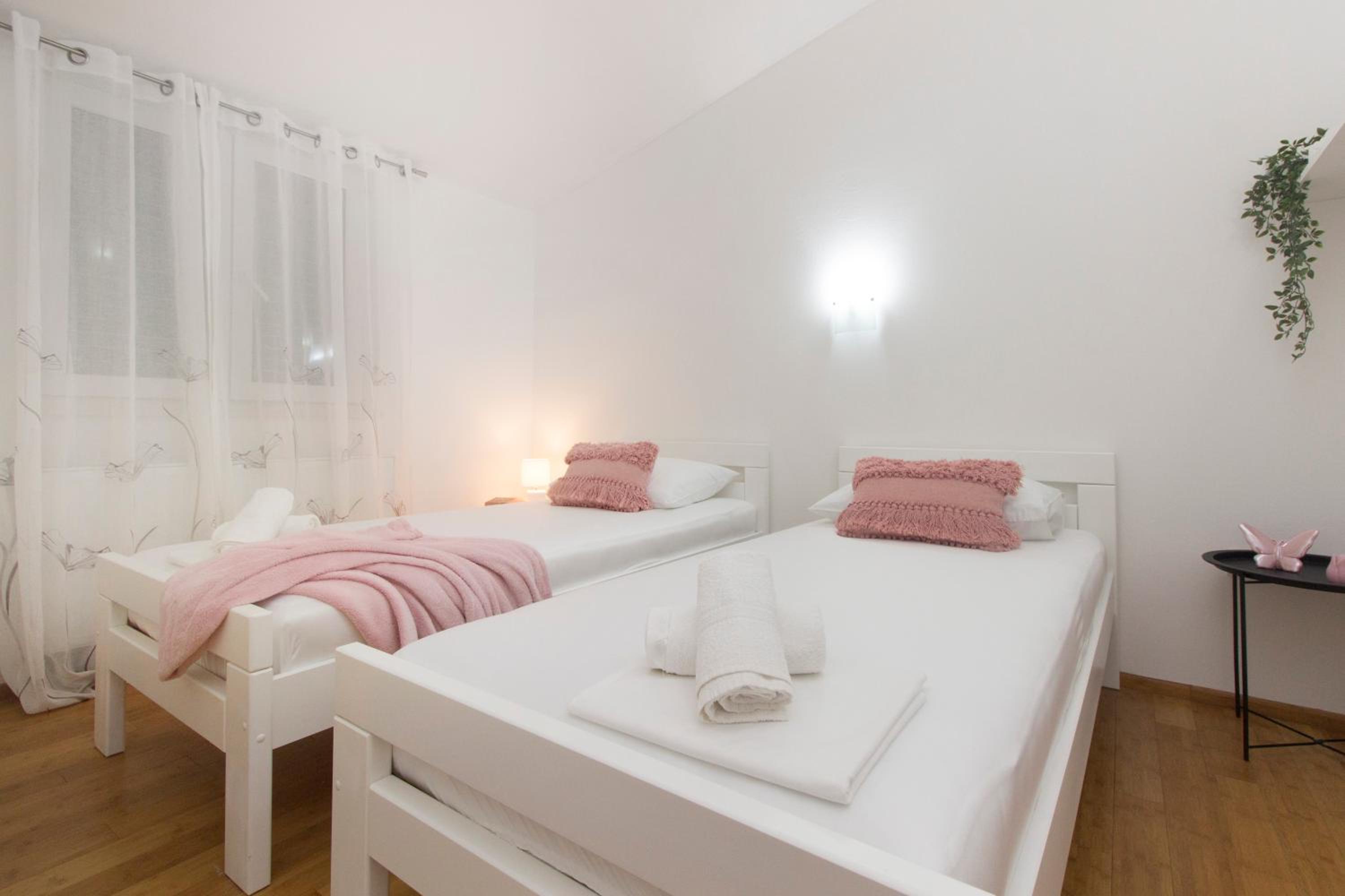 Two-Bedroom Apartment with Sea View photo 2