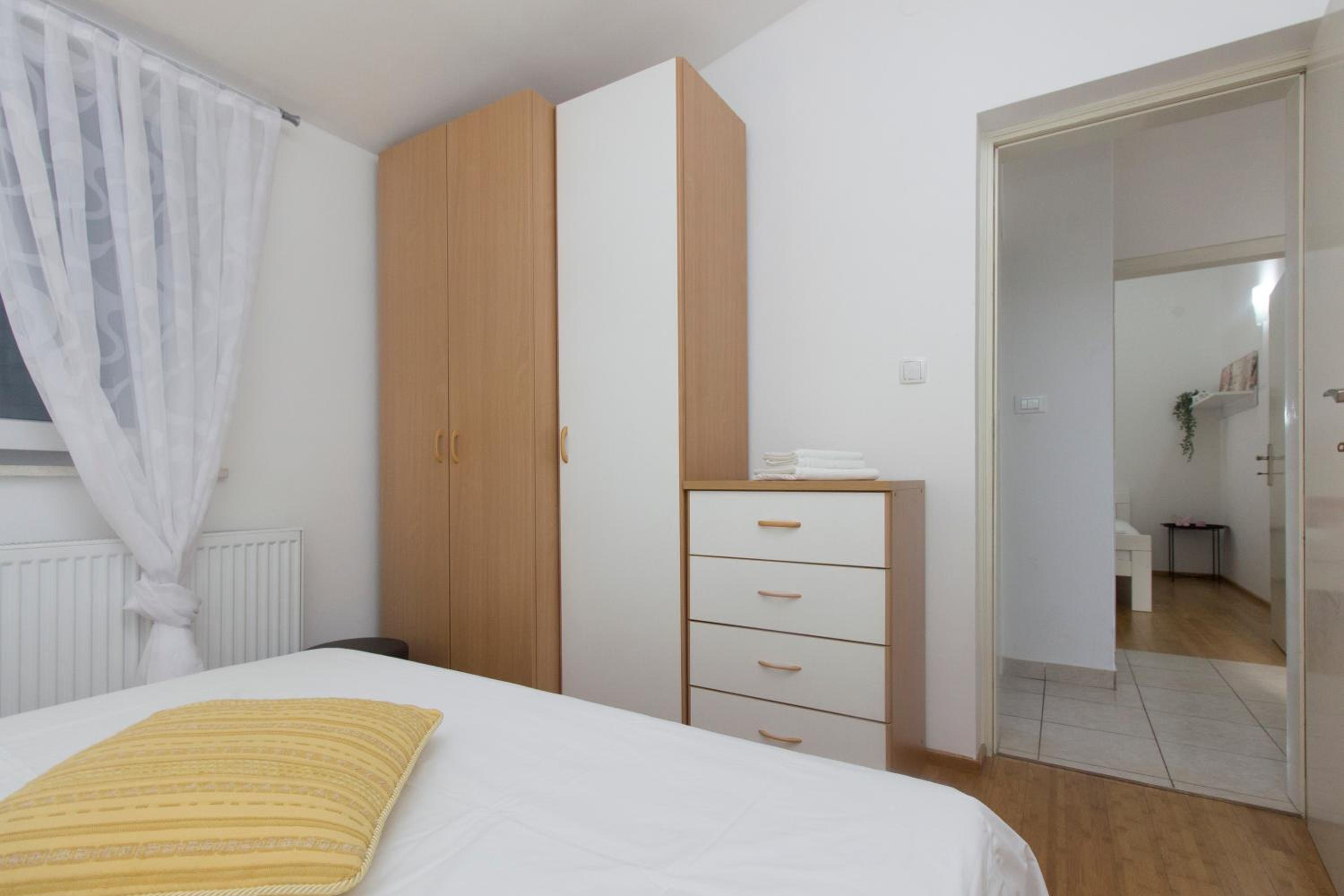 Two-Bedroom Apartment with Sea View photo 3