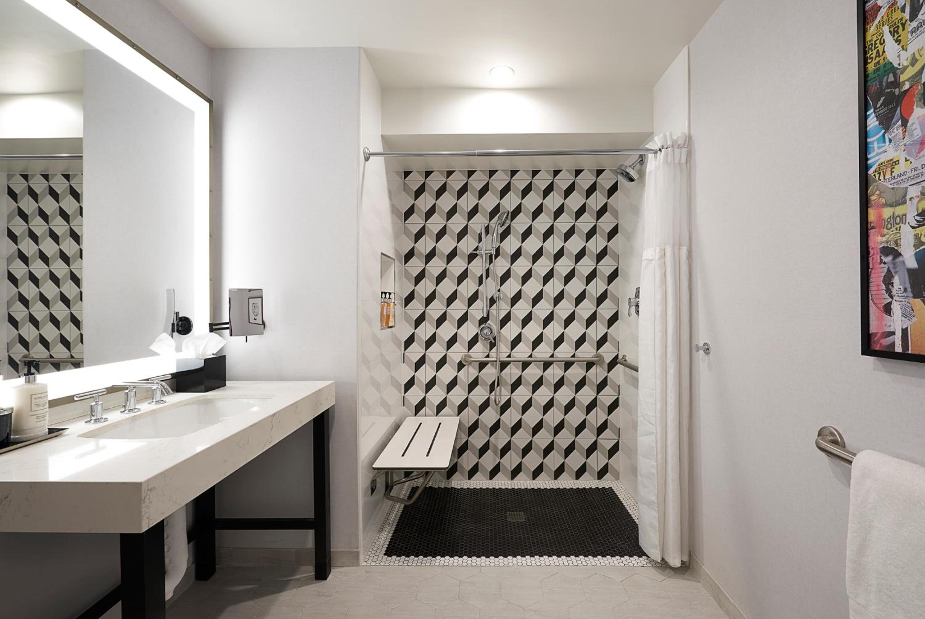 ADA Premier King Suite