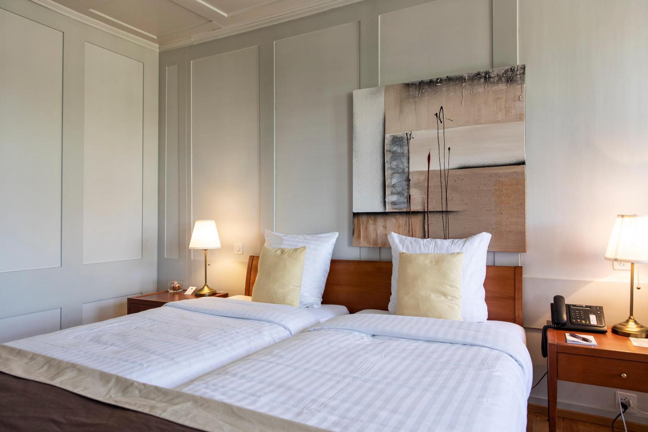 Double Room Deluxe photo 3