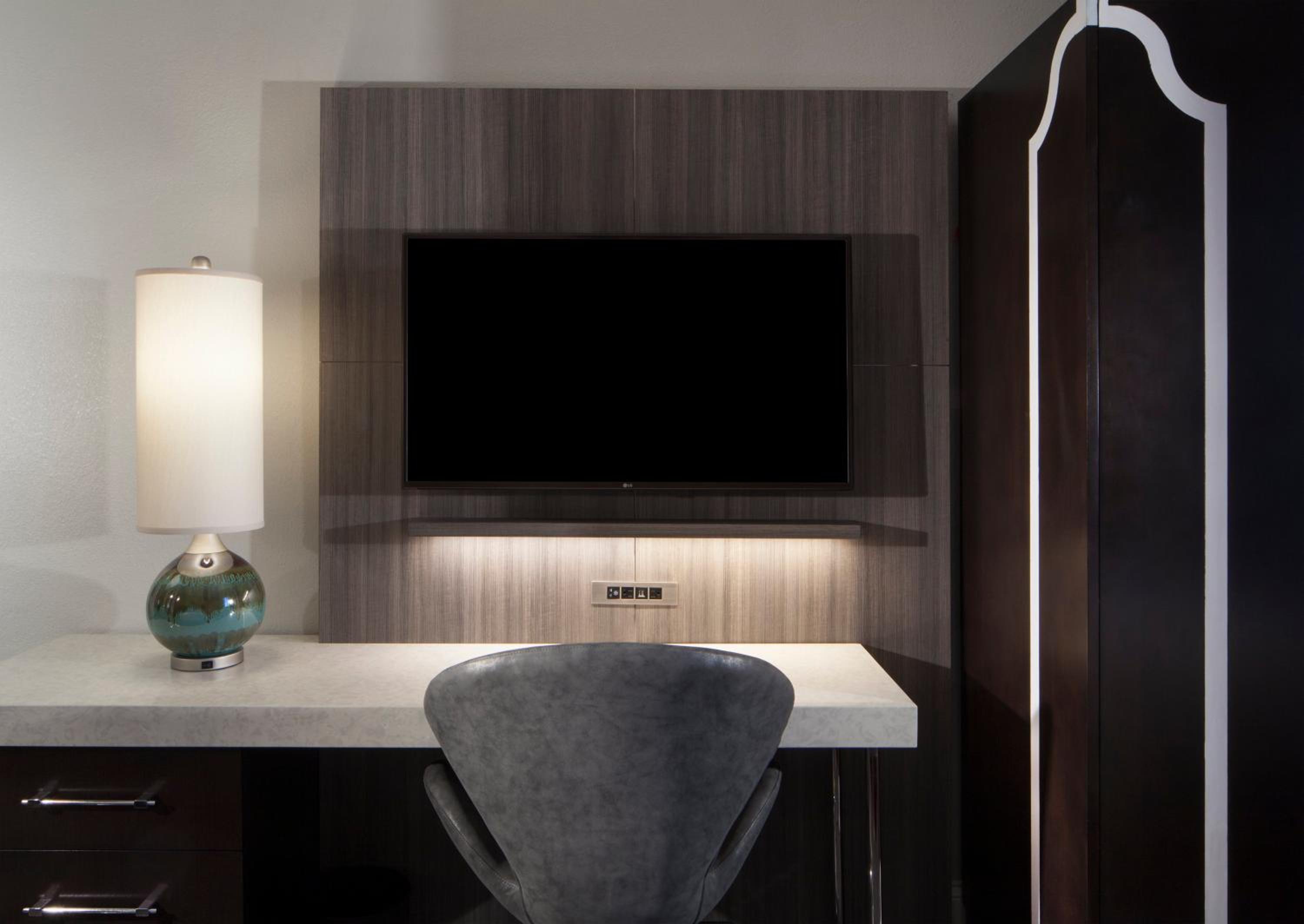 Standard King Room - Photo 3
