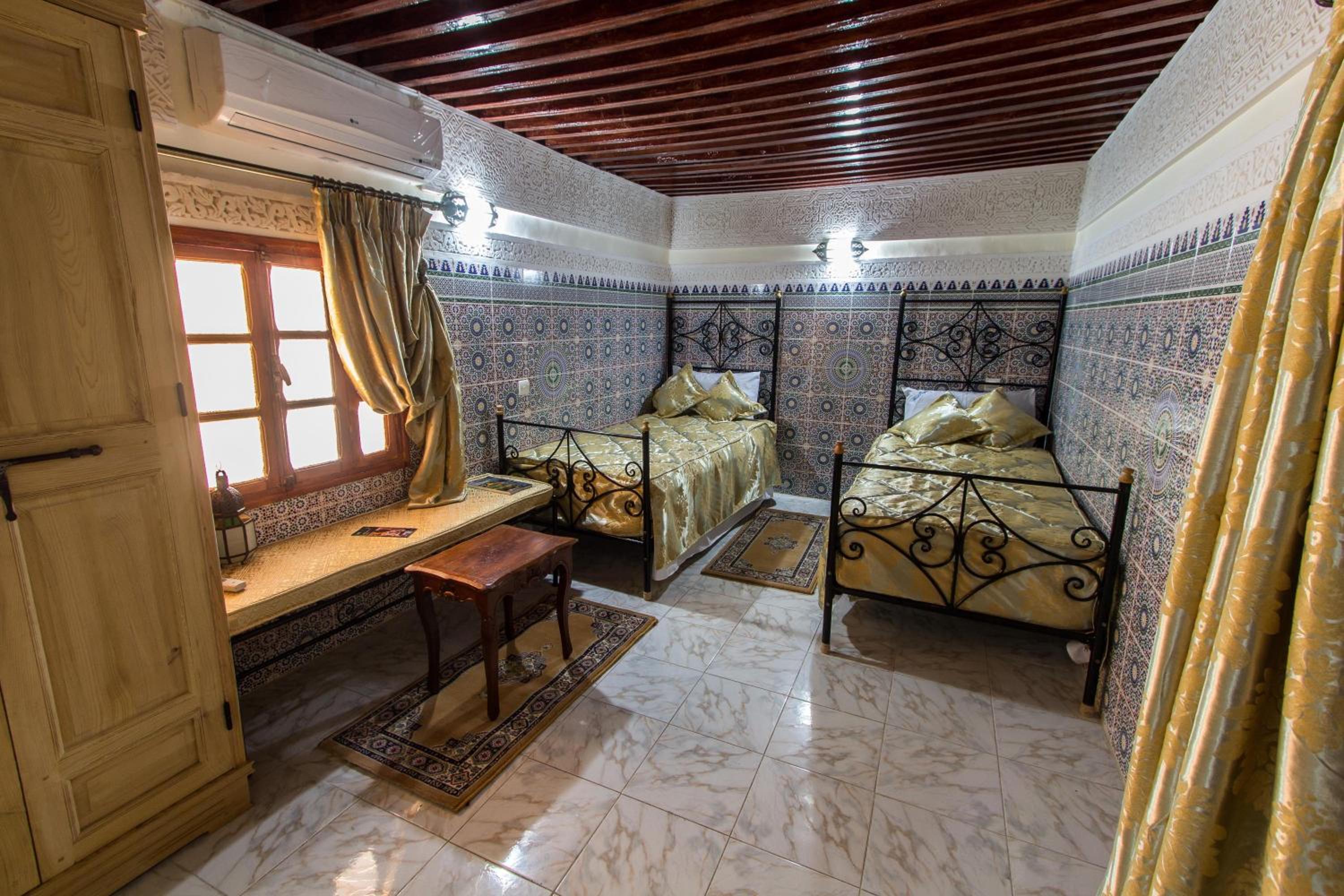 Twin Room with Bathroom