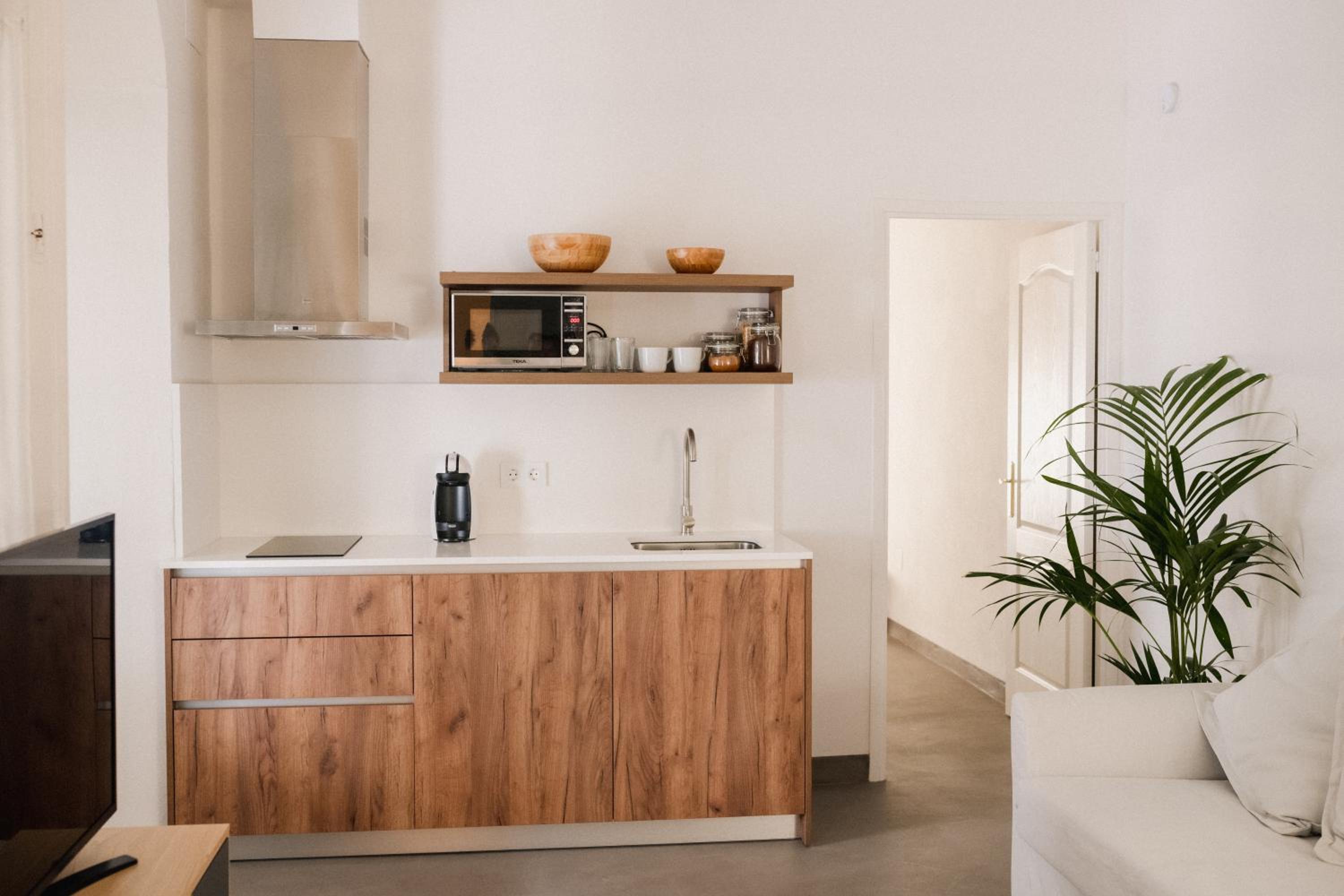Two-Bedroom Apartment - Photo 17